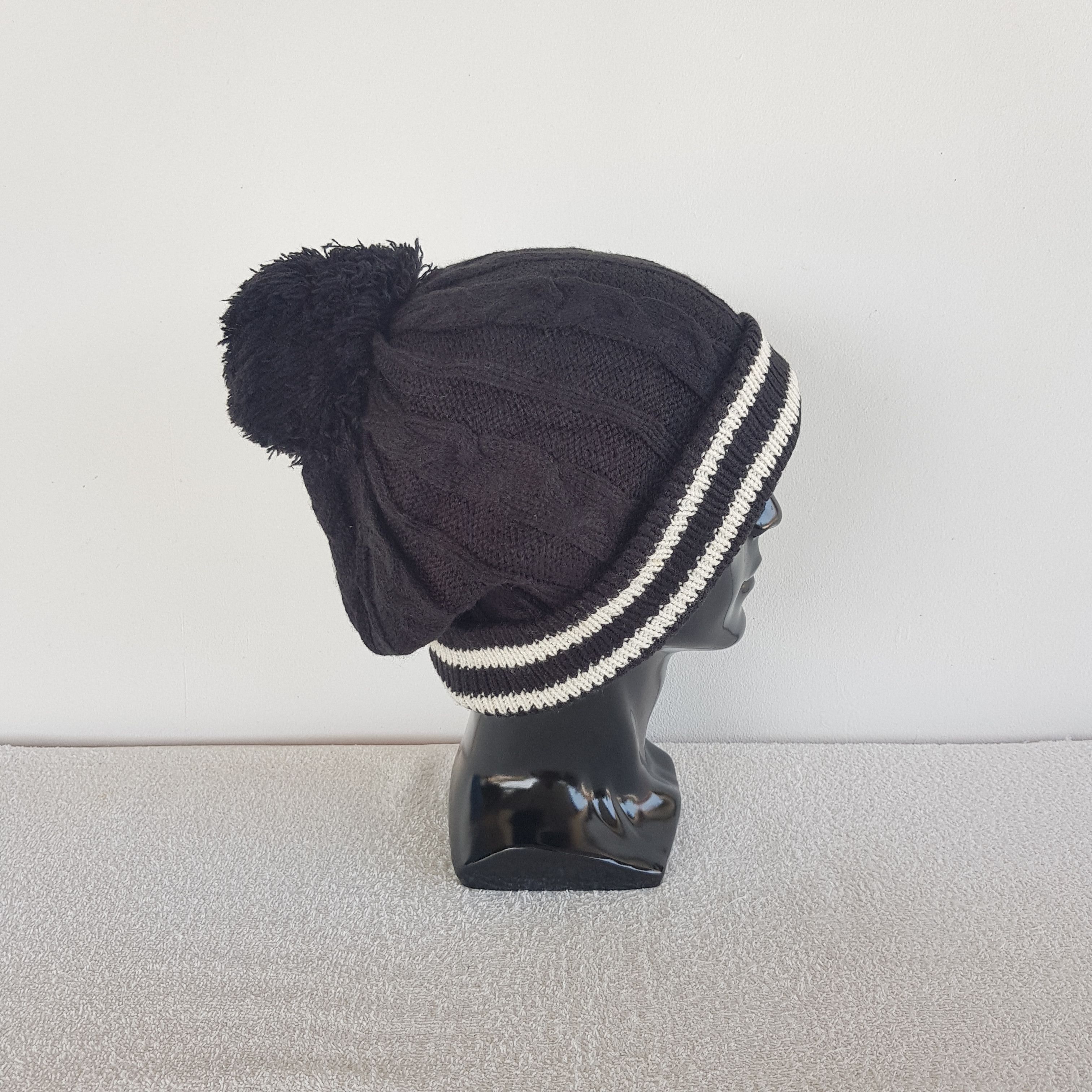 Cartoon Network × Vintage Minnie Mouse Beanie Cartoon Snow Cap Disney Hats Size ONE SIZE - 3 Thumbnail
