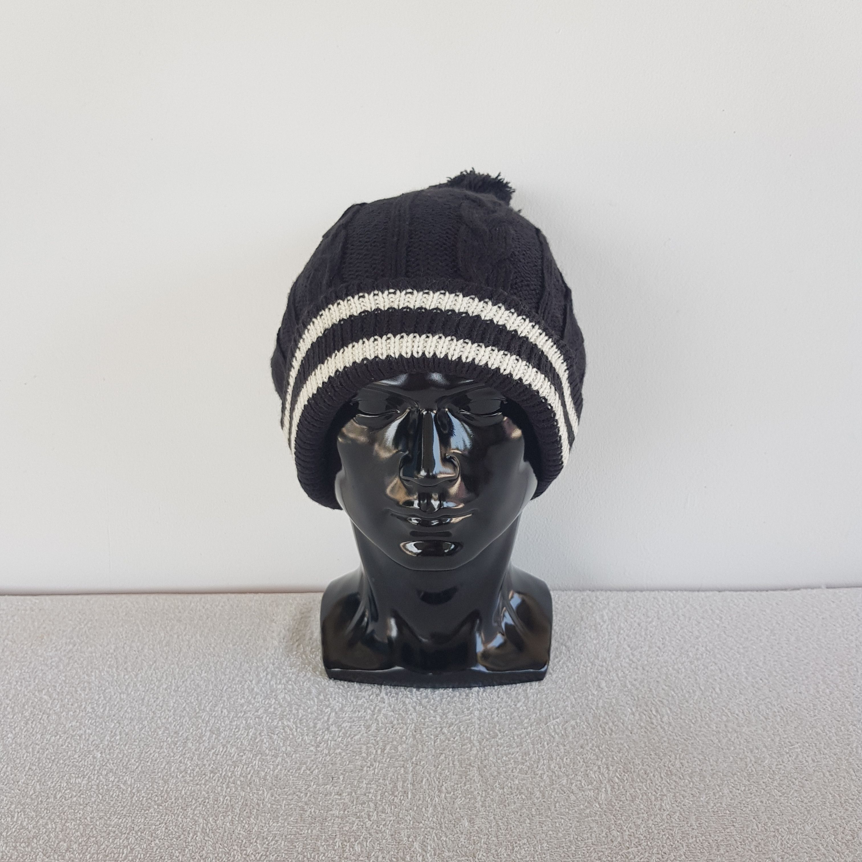 Cartoon Network × Vintage Minnie Mouse Beanie Cartoon Snow Cap Disney Hats Size ONE SIZE - 2 Thumbnail