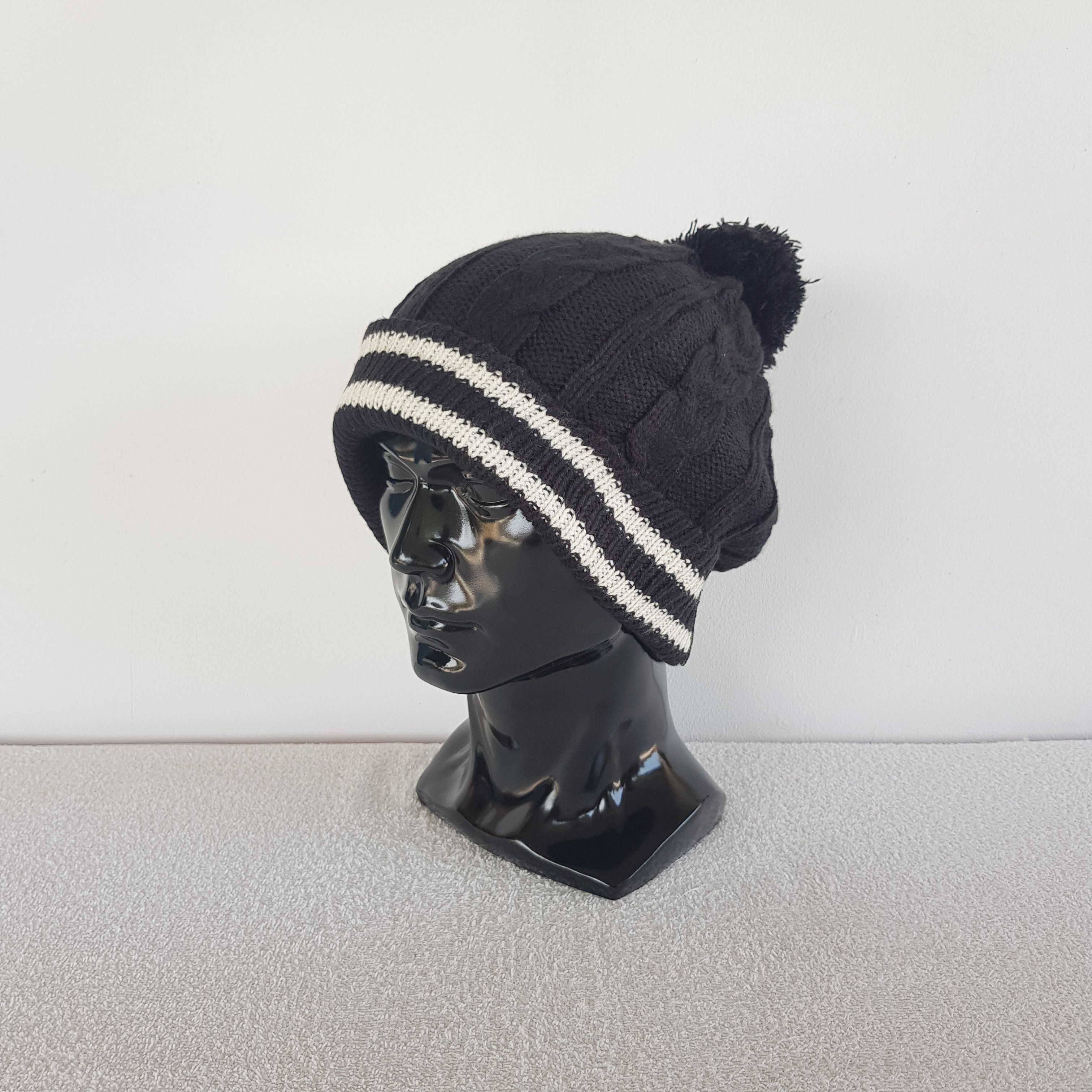 Cartoon Network × Vintage Minnie Mouse Beanie Cartoon Snow Cap Disney Hats Size ONE SIZE - 1 Thumbnail