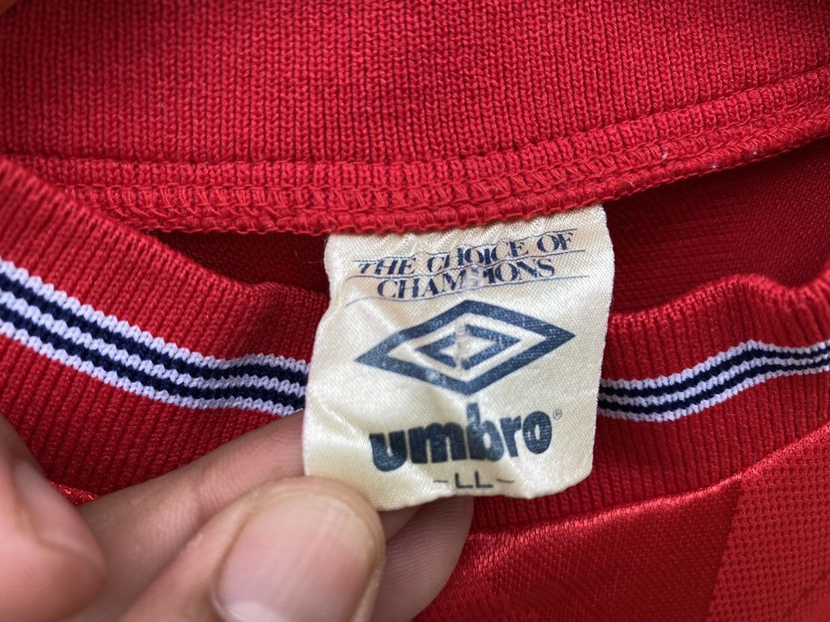Umbro Vintage 90s Watford Umbro EPL Jersey Premier League Size US L / EU 52-54 / 3 - 9 Thumbnail