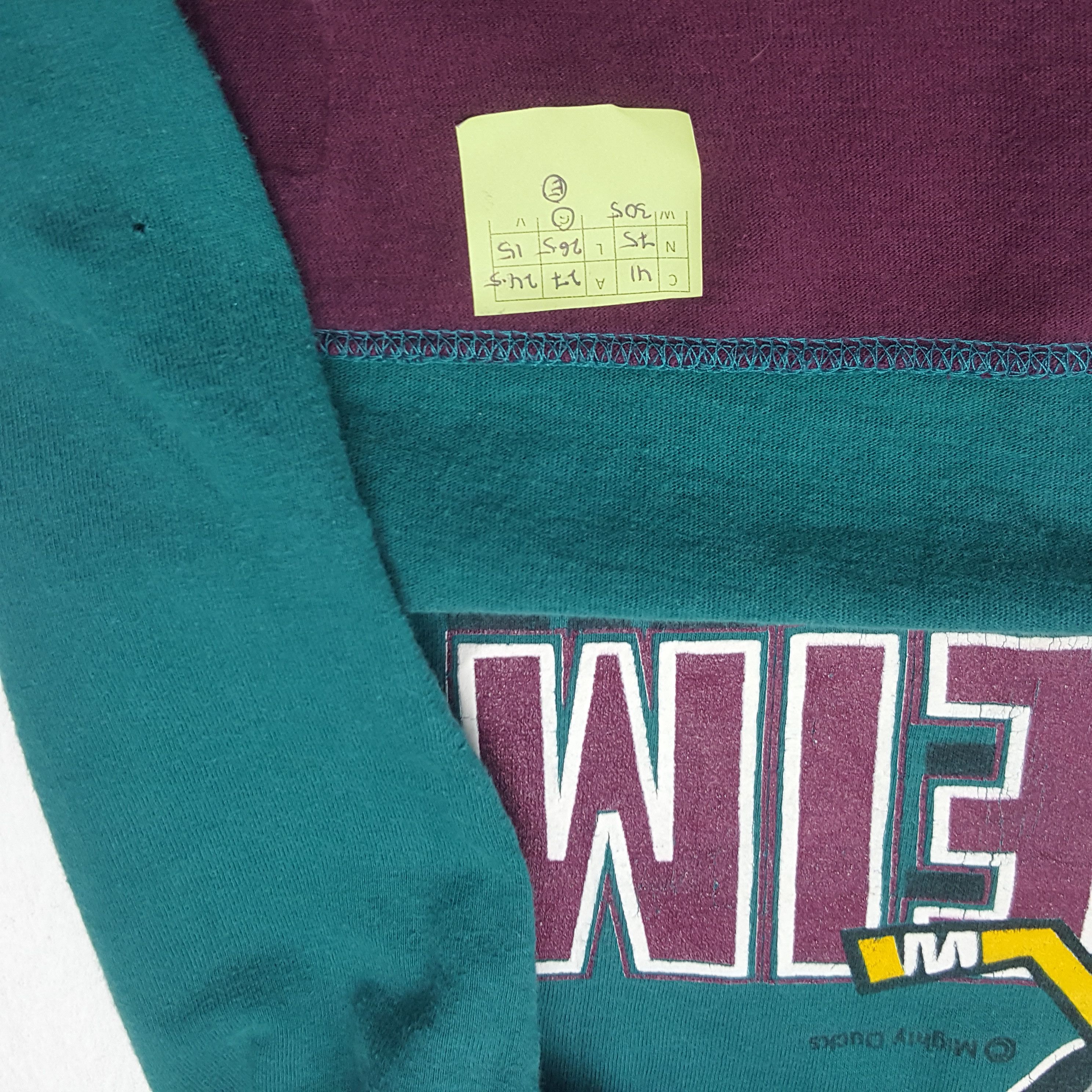 vintage nutmeg mighty ducks nhl t shirt Large