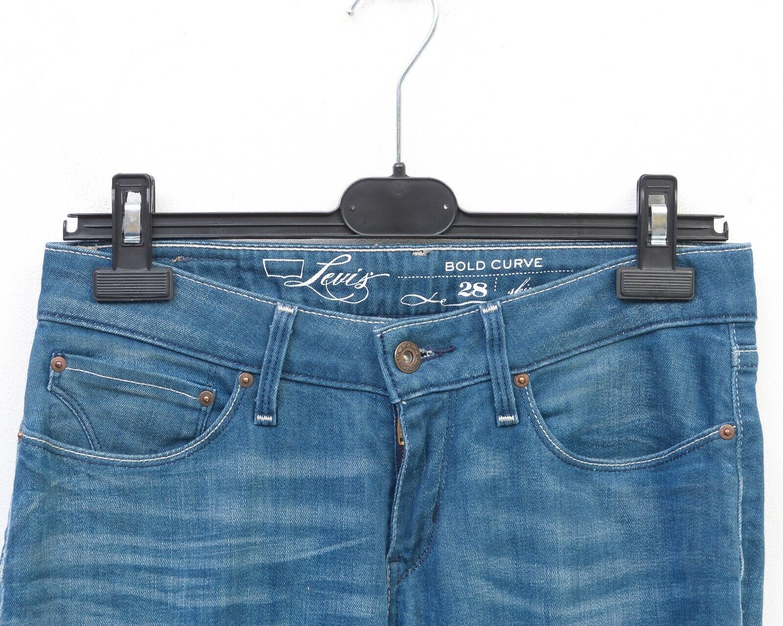 Levi's Bold Curve Skinny W28 L30 Jeans Trousers Pants Low Rise Size 28" / US 6 / IT 42 - 2 Thumbnail