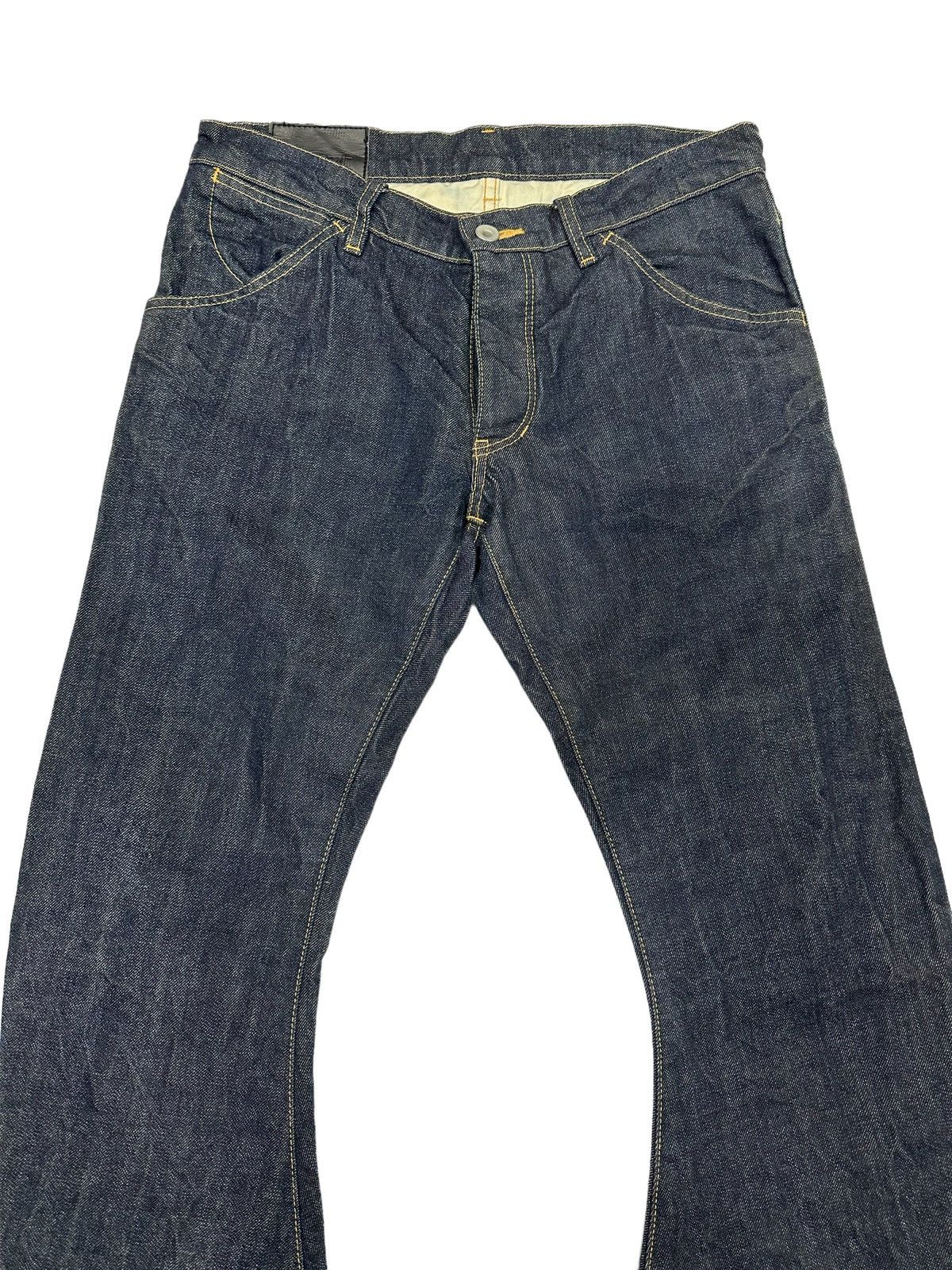 Attachment × Kazuyuki Kumagai Attachment Iconic ATTACHMENT Low Waist Curved Flare Jeans Size US 32 / EU 48 - 7 Thumbnail