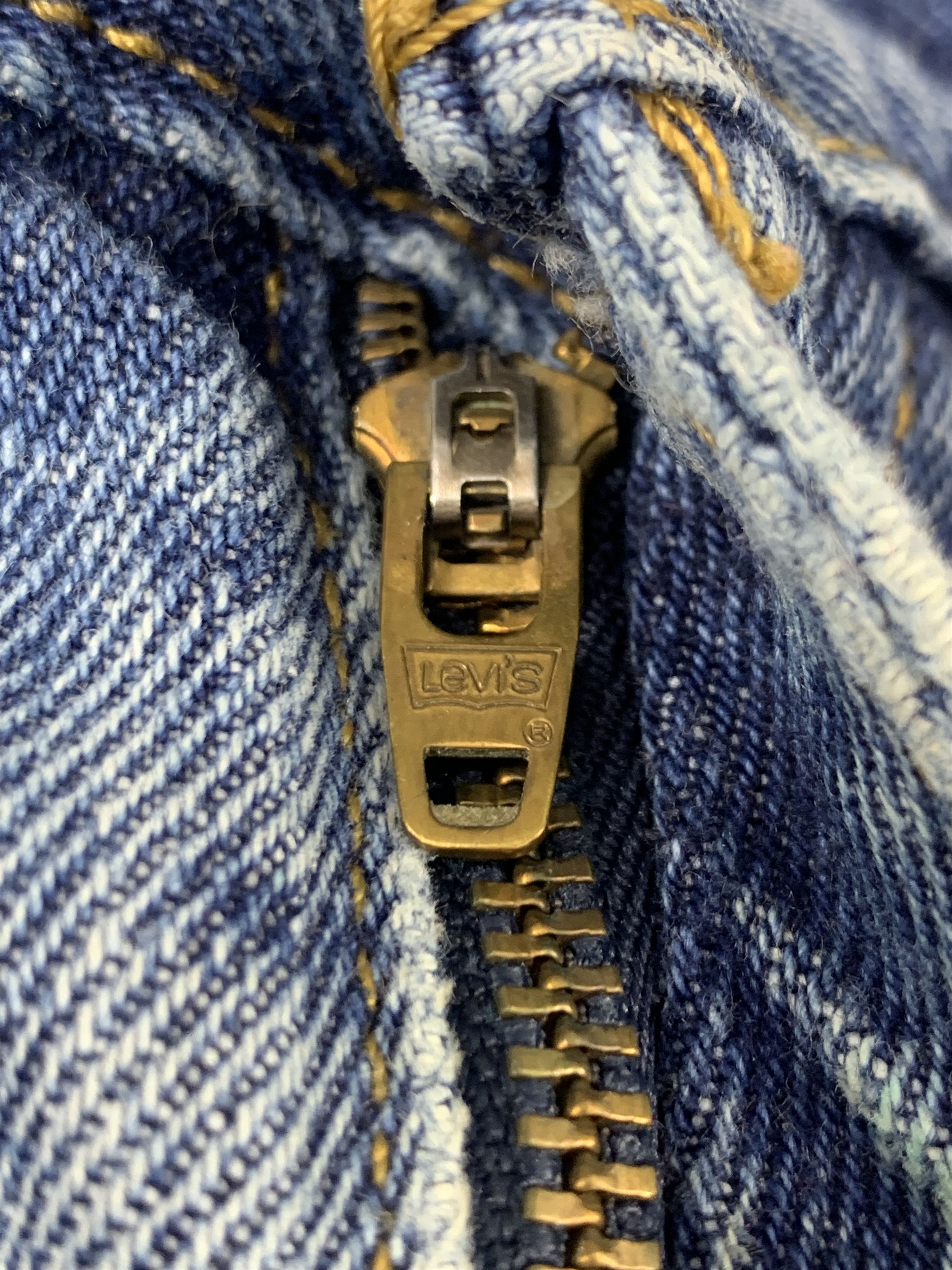 Levi's Vintage Levis 505 Faded Blue Jeans DP2017 Size US 36 / EU 52 - 11 Thumbnail