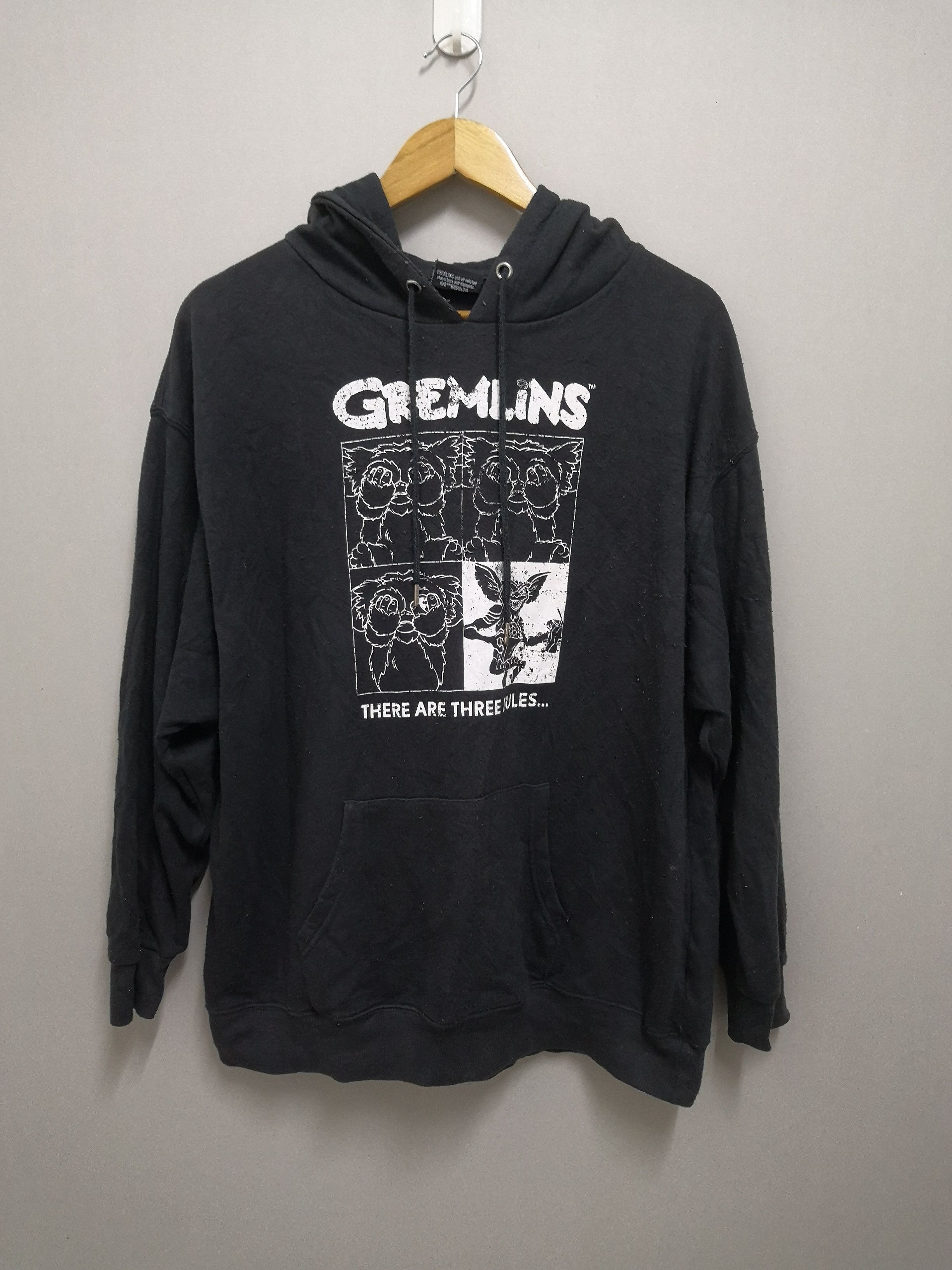image of Movie x Vintage Gremlins Hoodie Sweatshirt Black, Men's (Size Medium)