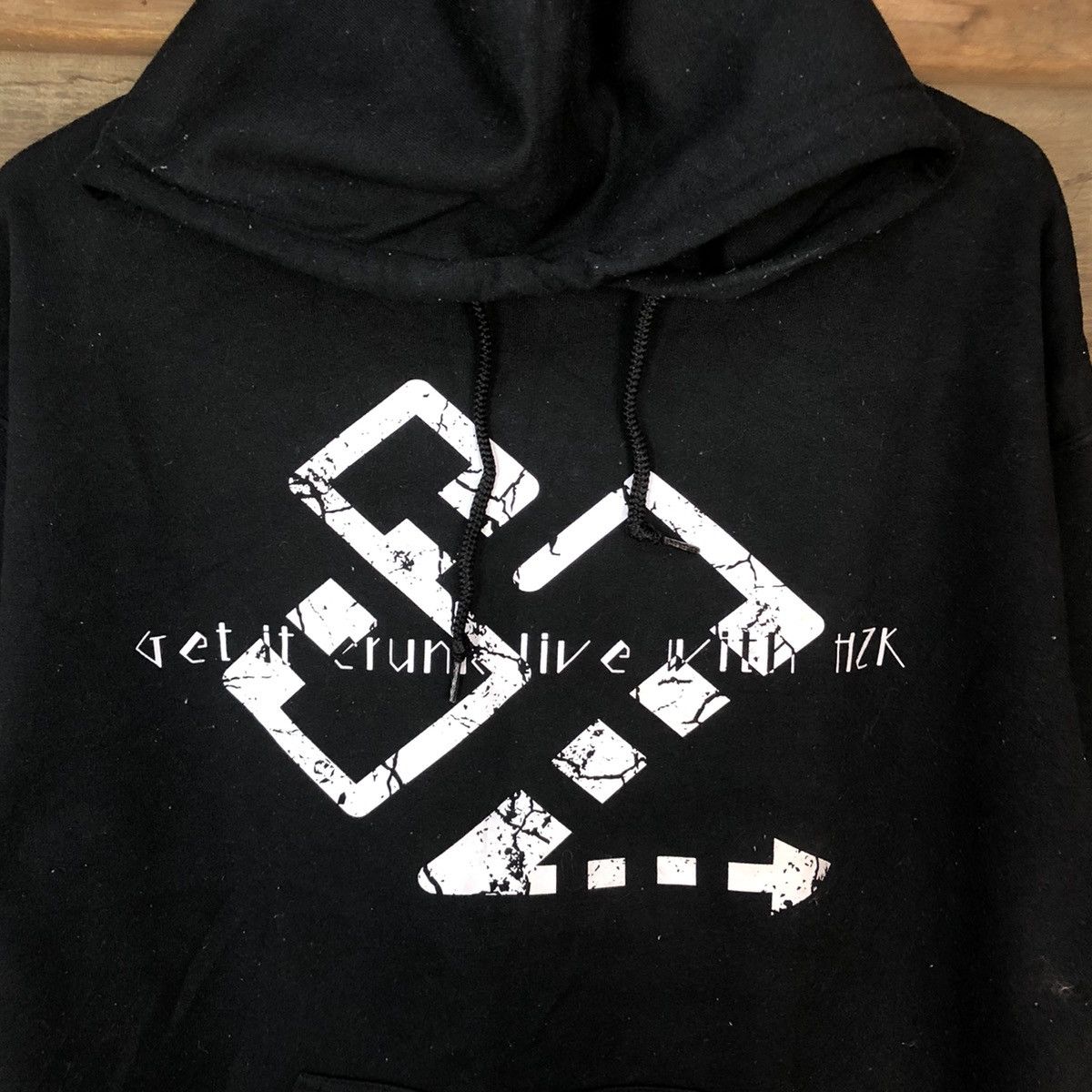 Band Tees HZK sweatshirt Gildan Black Hoodie #4795 Size US L / EU 52-54 / 3 - 6 Thumbnail