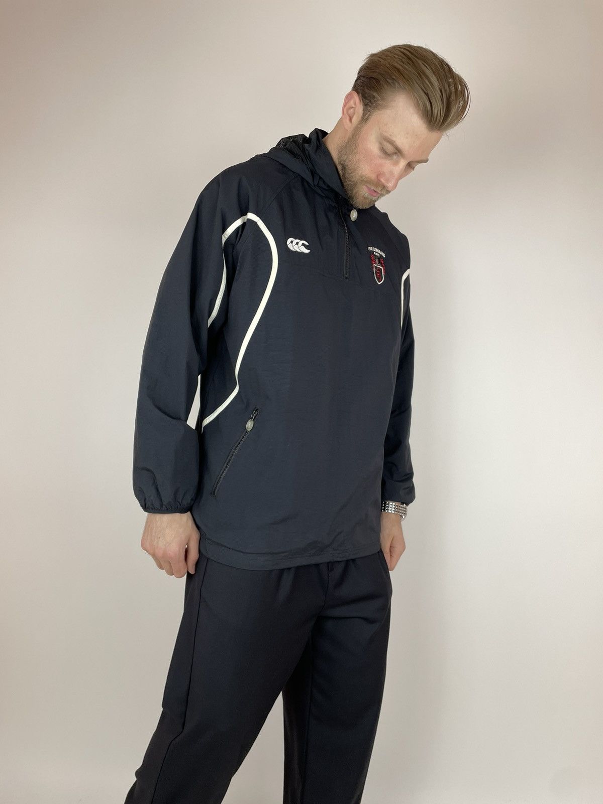 Canterbury of New Zealand Canterbury of NewZeland Fullerians R.F.C Hooded track jacket Size US XL / EU 56 / 4 - 4 Thumbnail