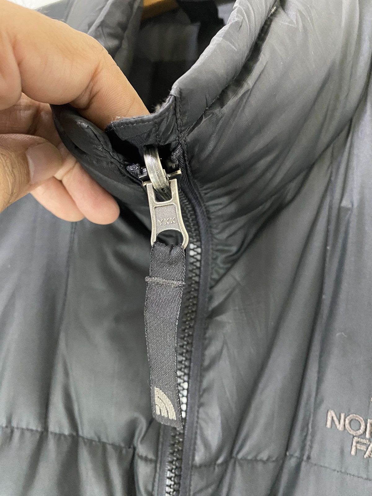 The North Face The North Face Light Puffer Jacket Design Embroidered Logo Size US M / EU 48-50 / 2 - 5 Thumbnail