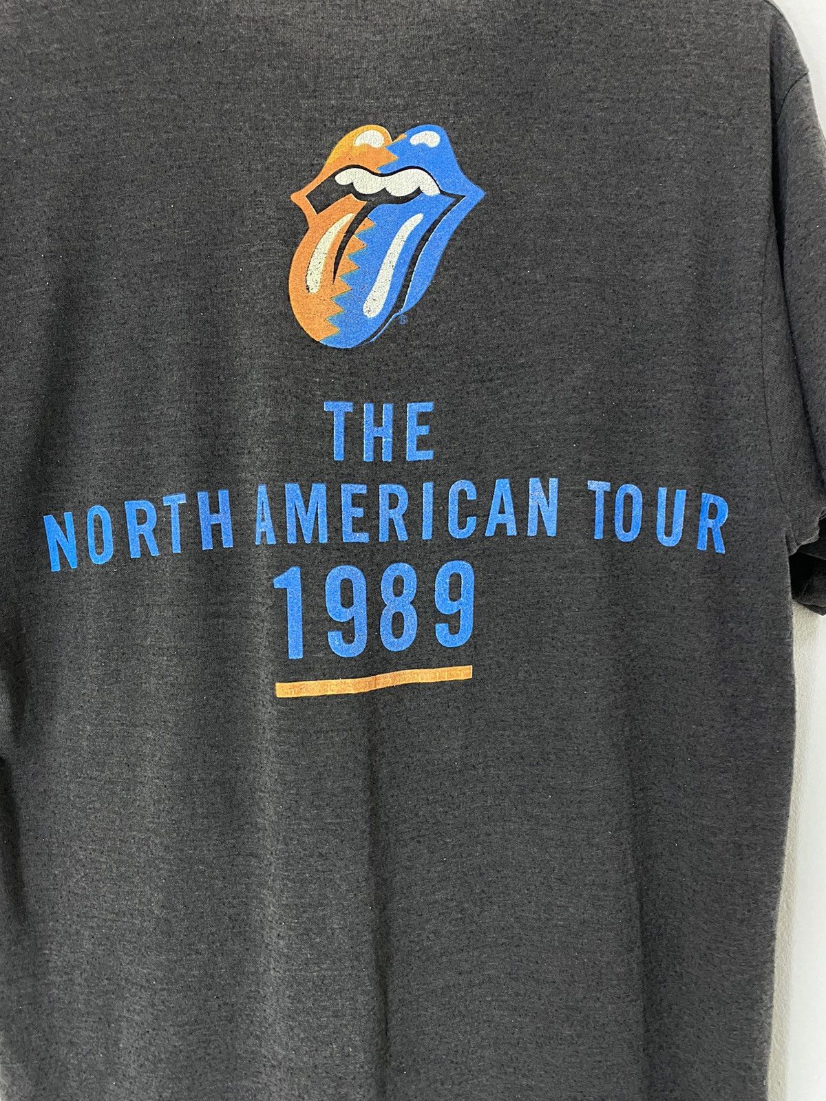 Band Tees True Vintage 89’s Rolling Stone North America Tour Band Tees Size US L / EU 52-54 / 3 - 5 Thumbnail