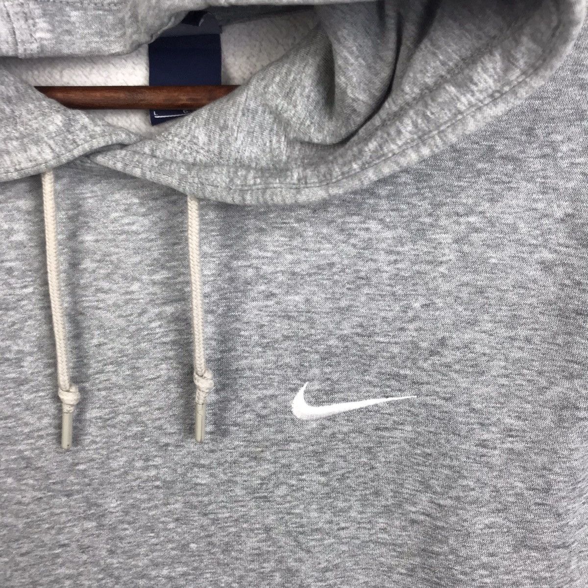 Nike × Vintage Vintage Y2k Nike Mini Swoosh Hoodie Travis Size US L / EU 52-54 / 3 - 2 Thumbnail