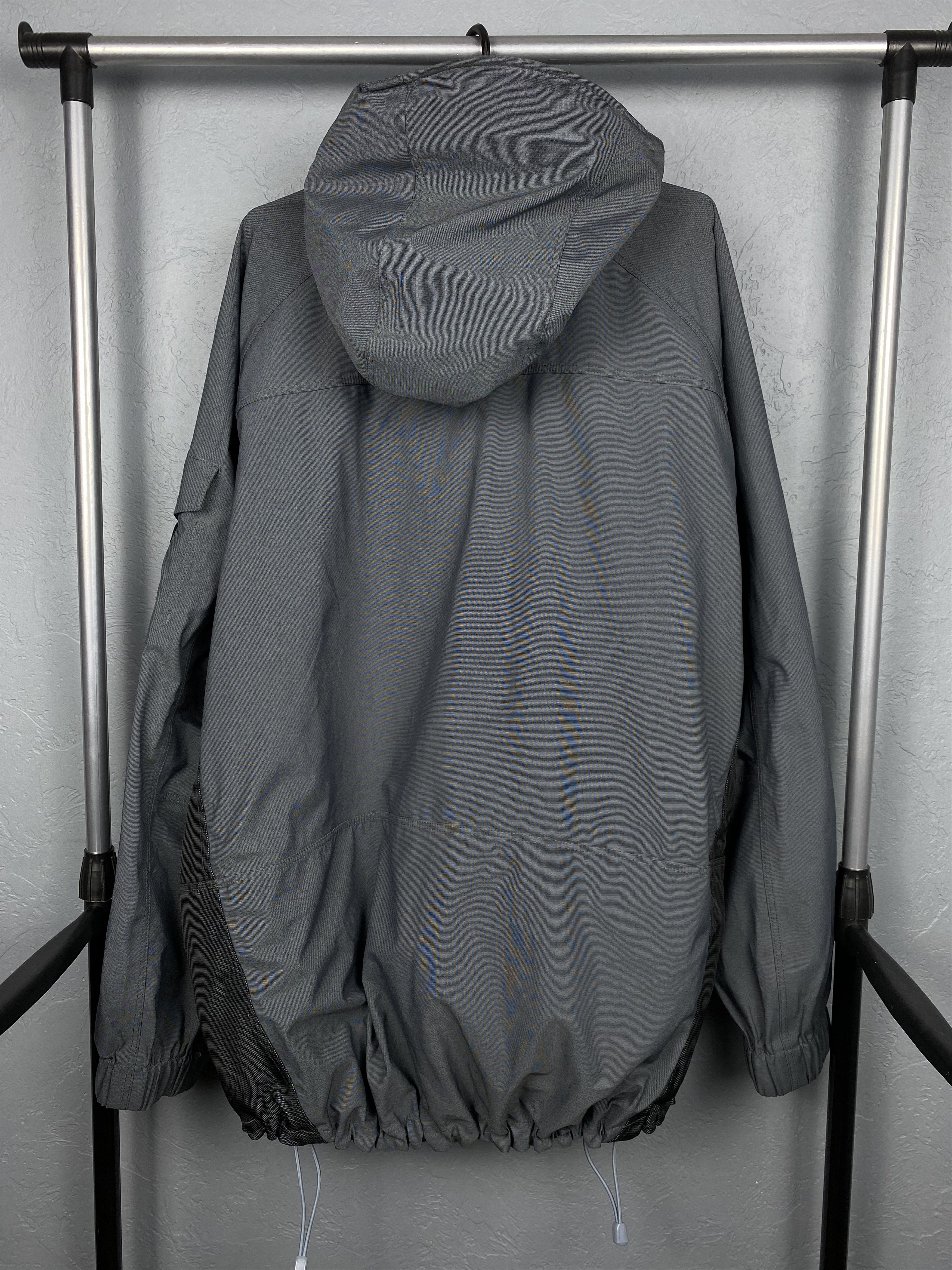 Nike ACG Nike ACG Couche Externe Jacket Vintage Gore Tex Size US XL / EU 56 / 4 - 11 Thumbnail