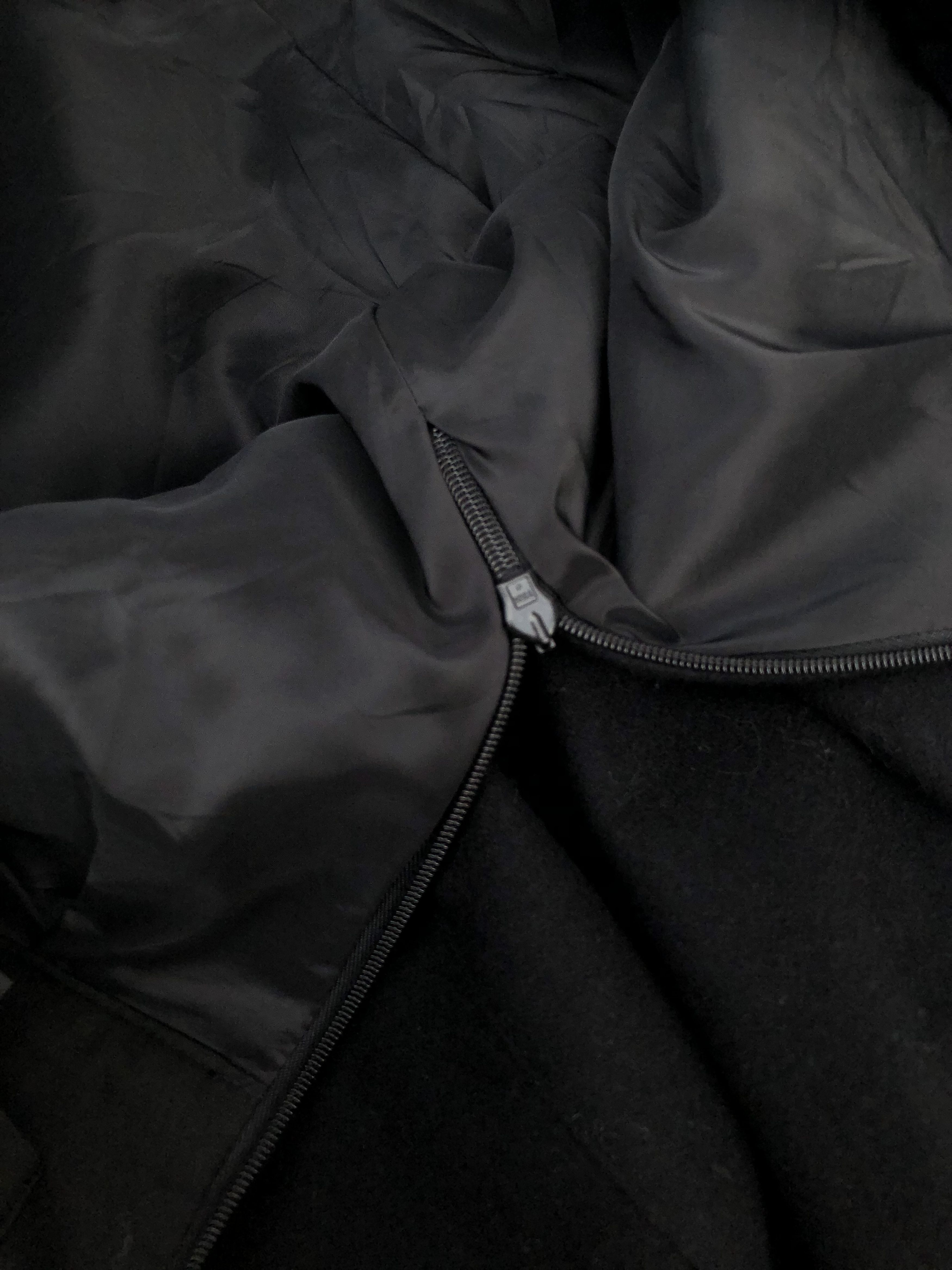 Adidas RARE🔥2016 Y-3 WOOL HYPEBEAST ZIP BACK SHORT Size 26" / US 2 / IT 38 - 10 Thumbnail