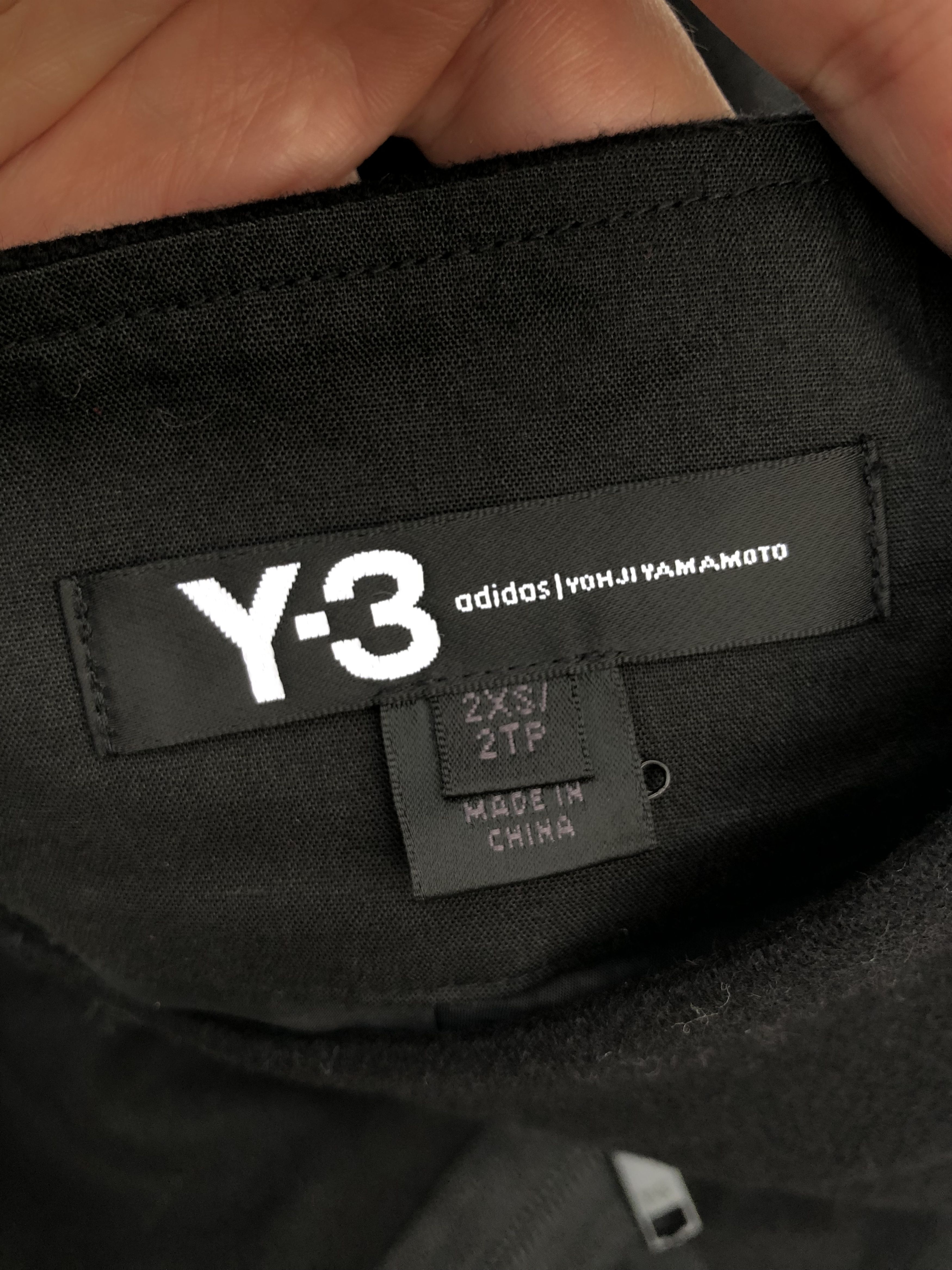 Adidas RARE🔥2016 Y-3 WOOL HYPEBEAST ZIP BACK SHORT Size 26" / US 2 / IT 38 - 11 Thumbnail