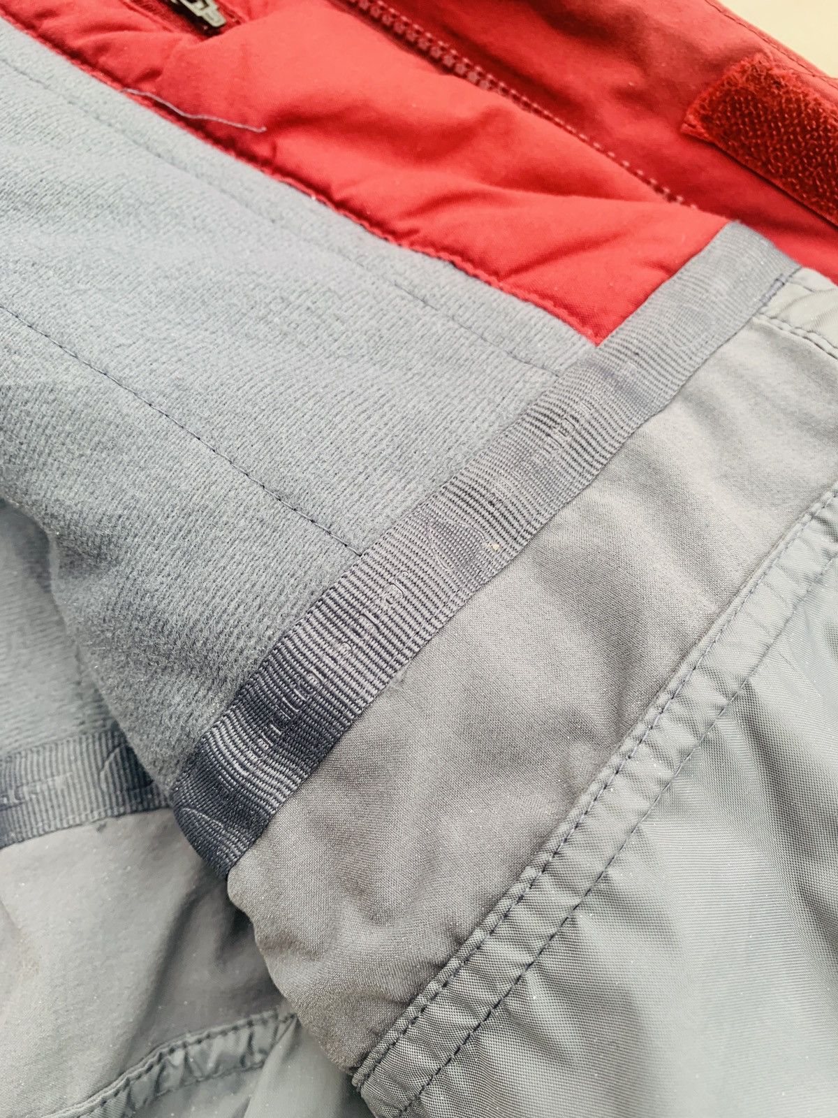 Nike ACG VINTAGE NIKE ACG 3 LAYER OUTDOOR JACKET Size US L / EU 52-54 / 3 - 14 Thumbnail