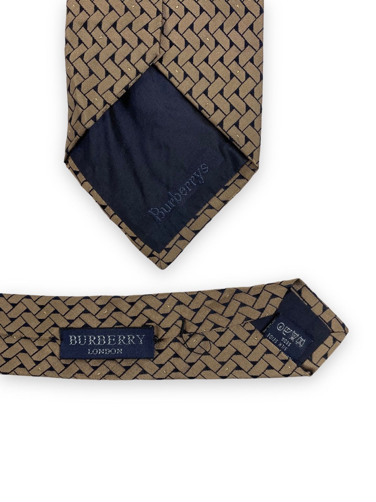 Burberry × Vintage Mens Luxury Vintage Burberry Tie Size ONE SIZE - 8 Thumbnail