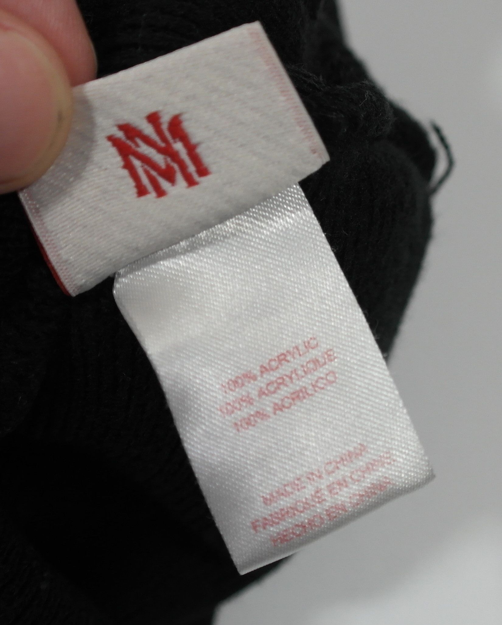 Mitchell & Ness NFL Nets Beanie Pom Hat Black Size ONE SIZE - 4 Thumbnail