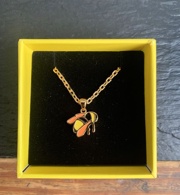 Bee necklace online by golf wang