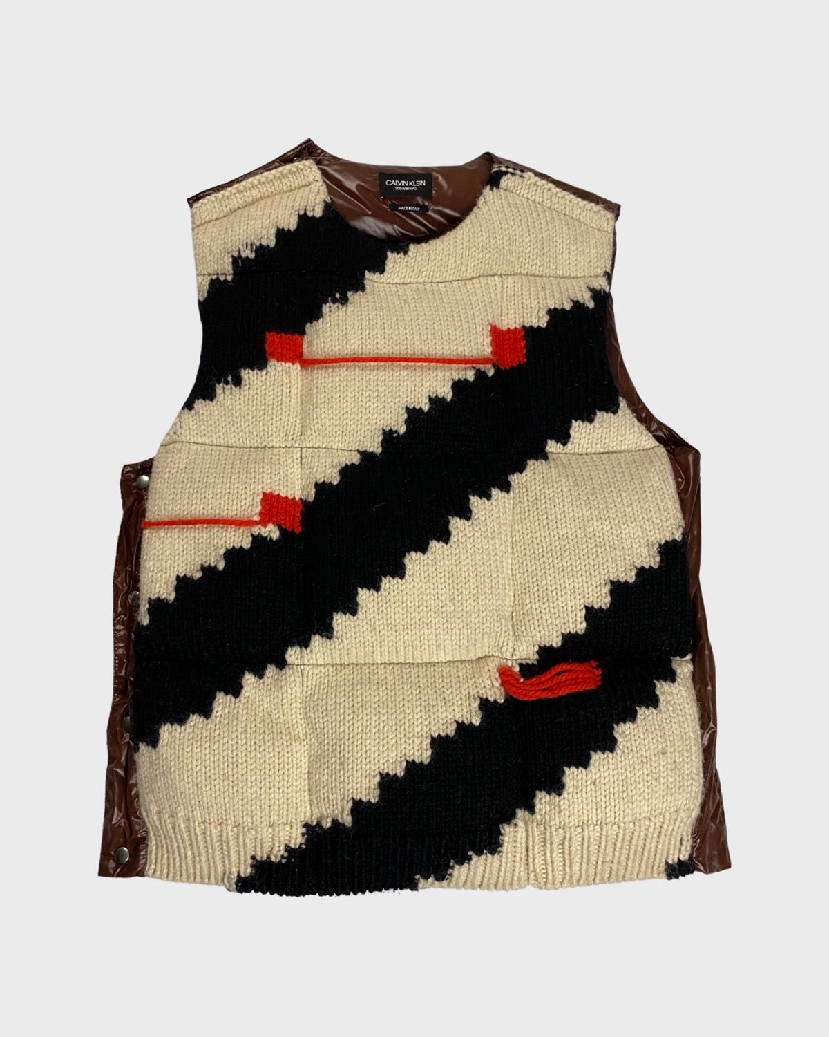 Raf Simons SZ L AW18 runway padded down filled knit vest in creme | Grailed