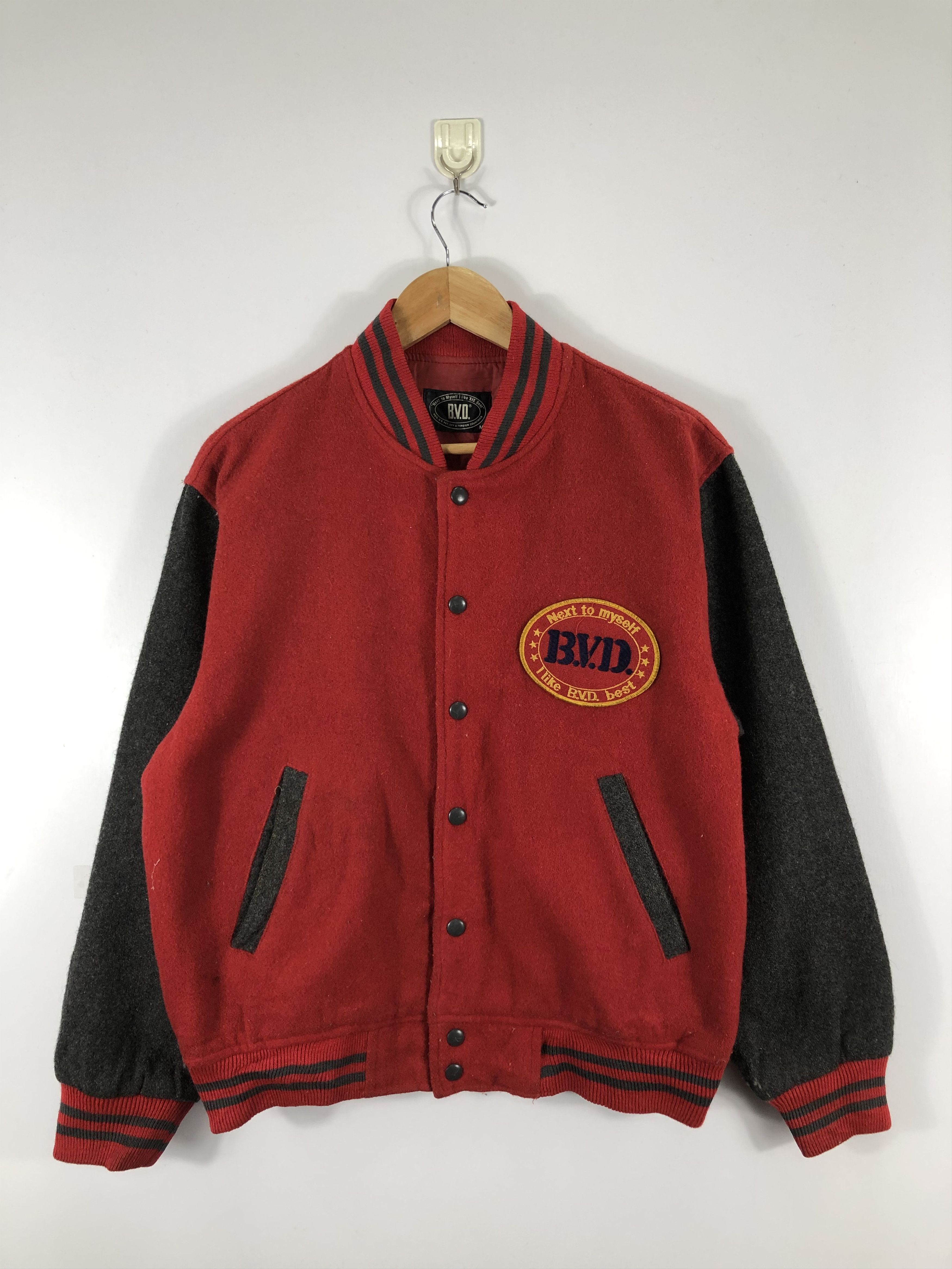 Japanese Brand Vintage 90s Japanese Brand B.V.D. Varsity Jacket Red V0281 Size US M / EU 48-50 / 2 - 1 Thumbnail
