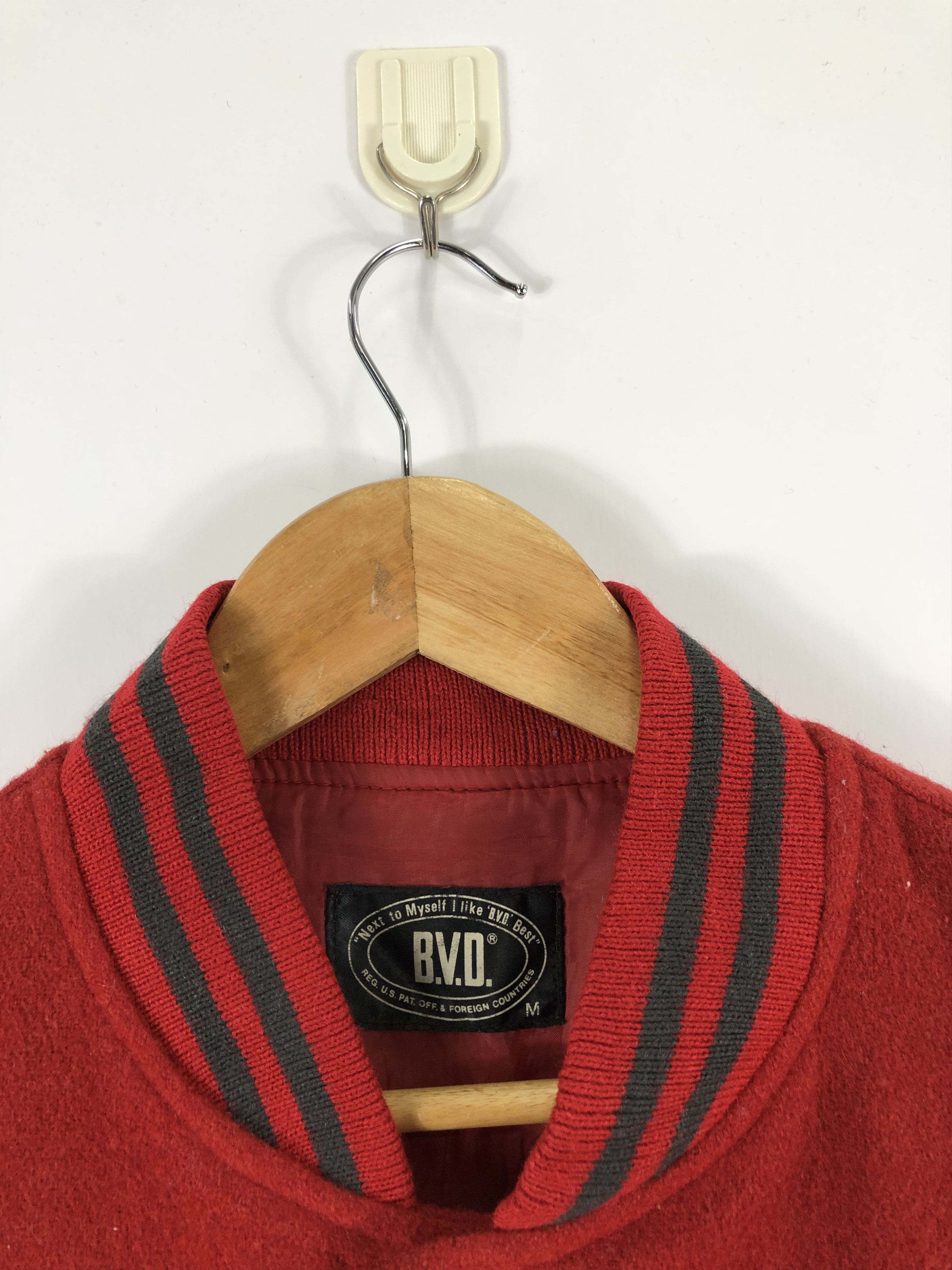 Japanese Brand Vintage 90s Japanese Brand B.V.D. Varsity Jacket Red V0281 Size US M / EU 48-50 / 2 - 5 Thumbnail