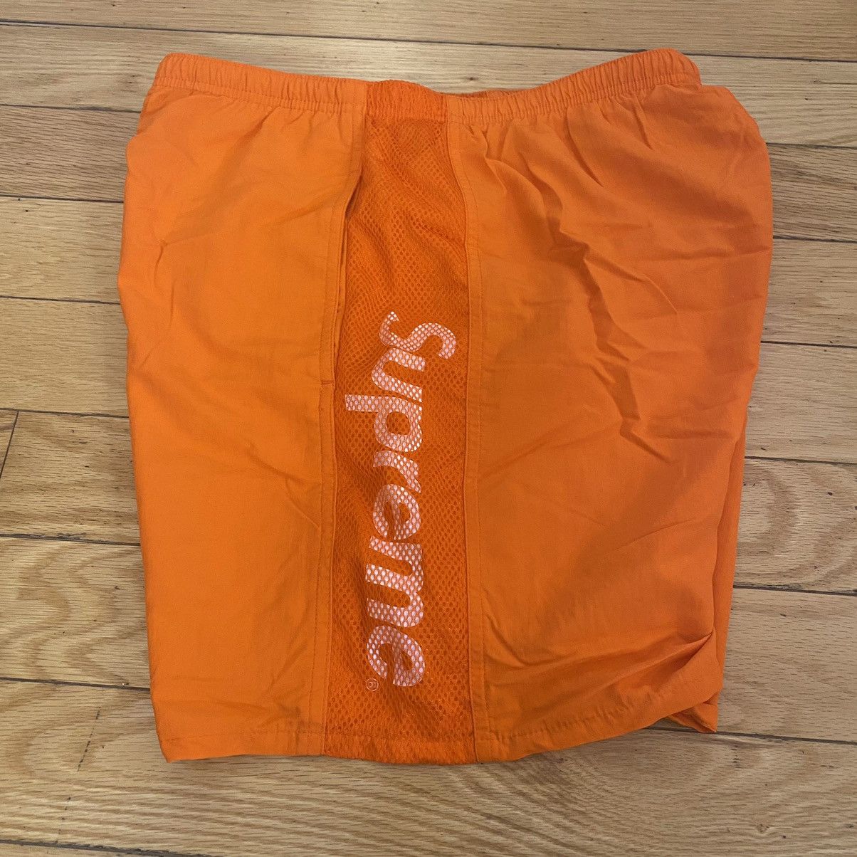 Supreme Used Supreme Mesh Panel Watershort Orange Medium Size US 32 / EU 48 - 2 Thumbnail