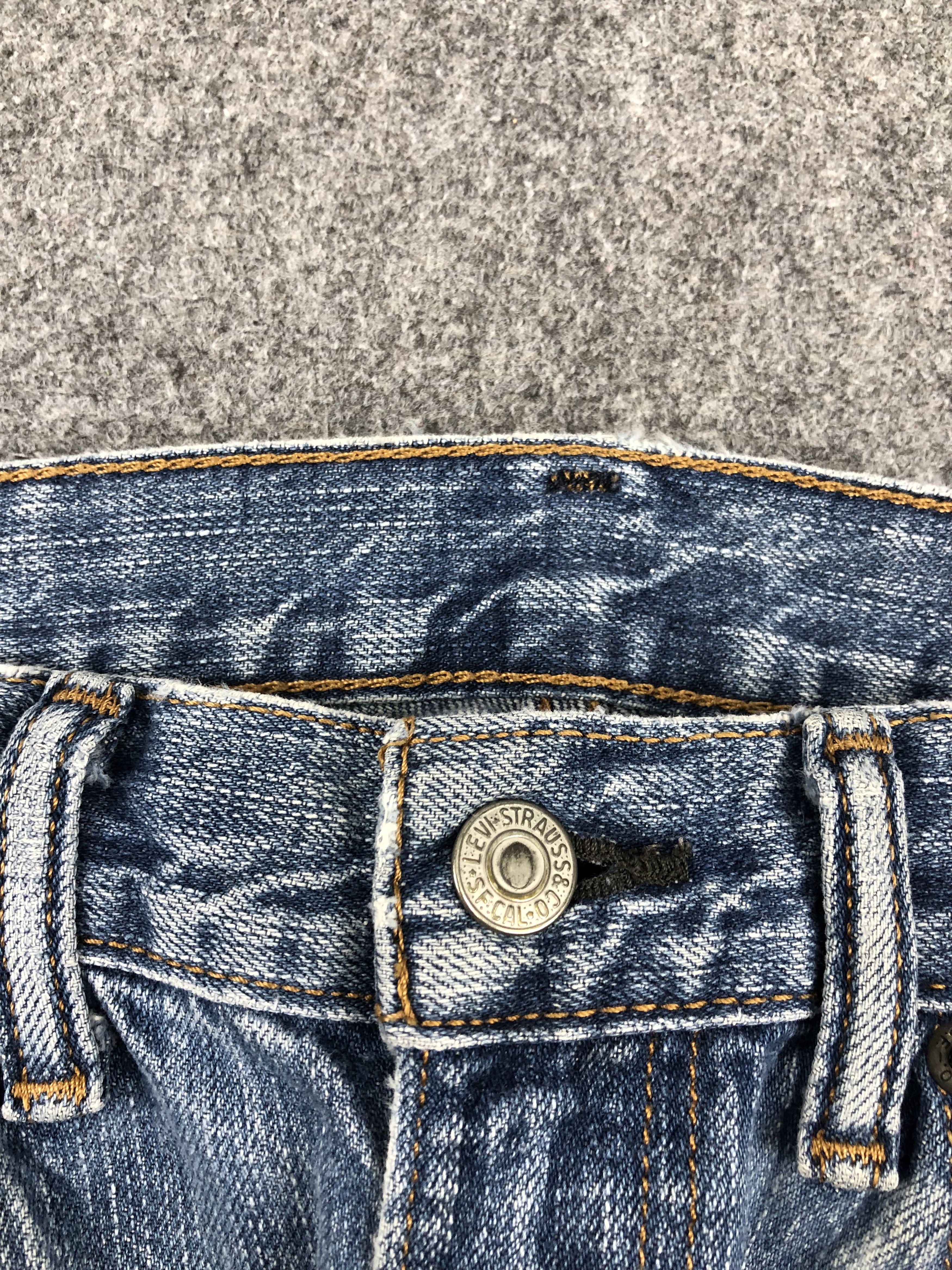 Levi's Faded Blue Vintage Levis 559 Jeans DP1412 Size US 33 - 9 Thumbnail