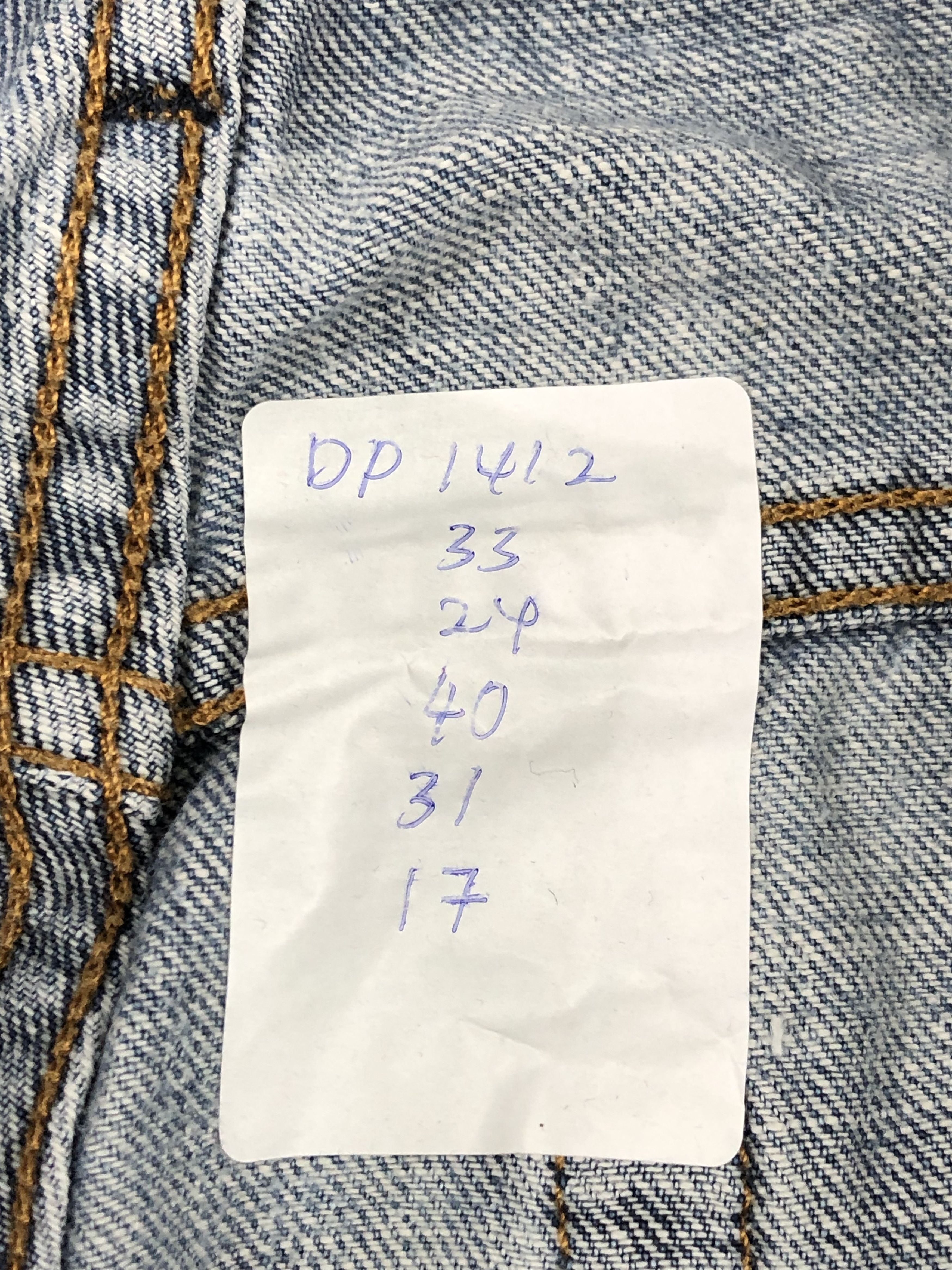 Levi's Faded Blue Vintage Levis 559 Jeans DP1412 Size US 33 - 12 Thumbnail