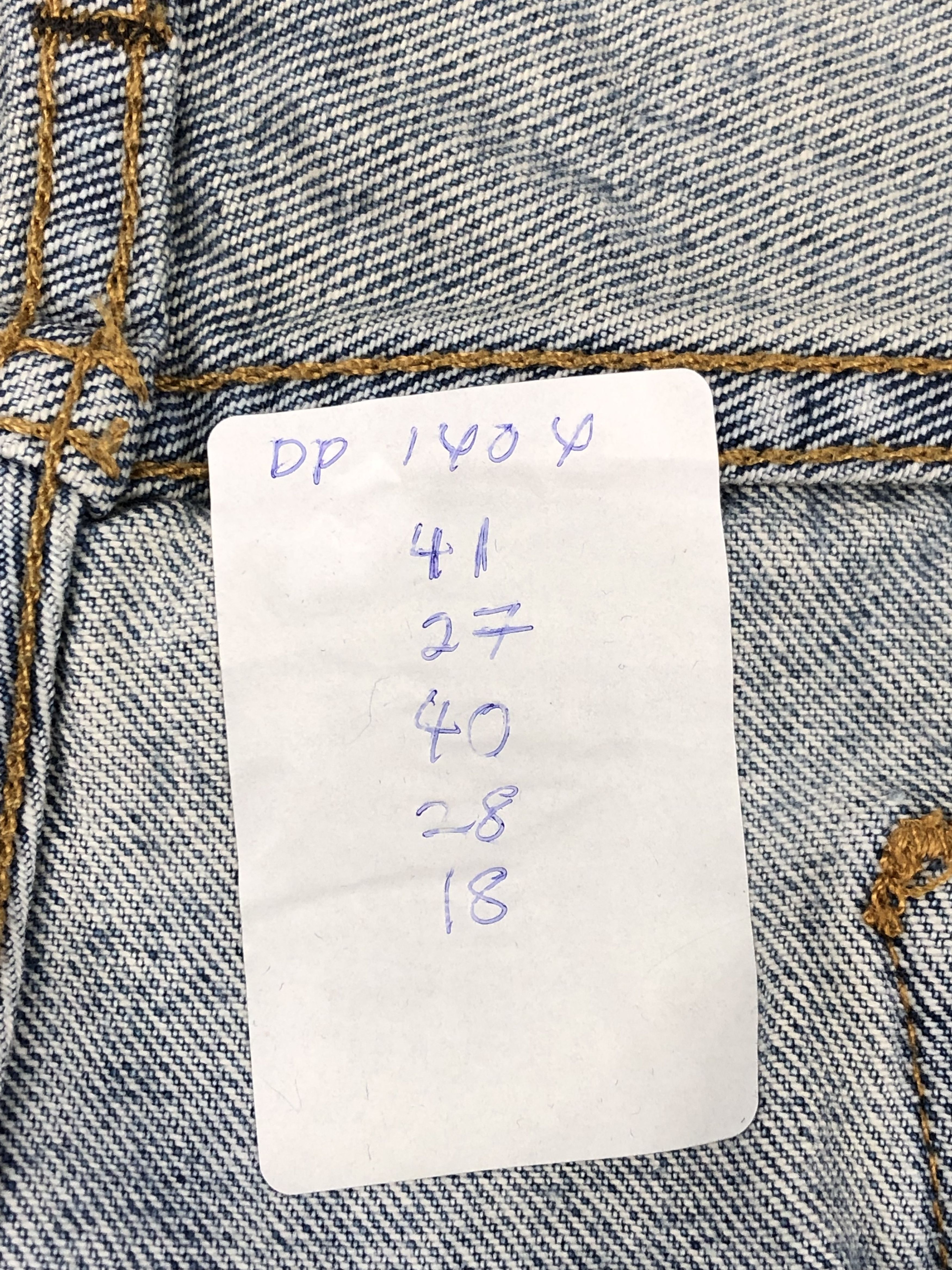 Levi's Vintage Levis 505 Light Wash Jeans DP1404 Size US 41 - 11 Thumbnail