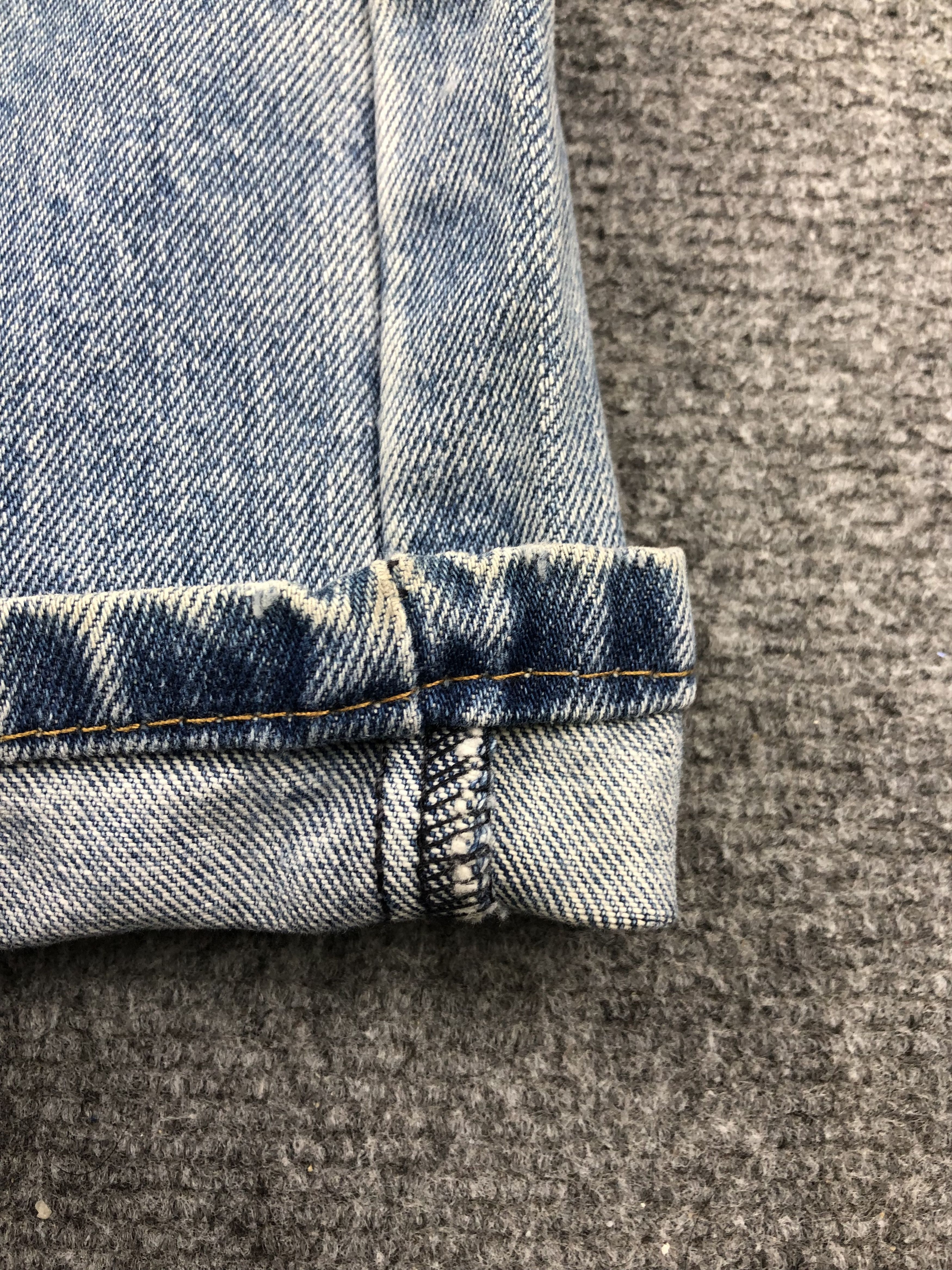 Levi's Vintage Levis 505 Light Wash Jeans DP1404 Size US 41 - 7 Thumbnail