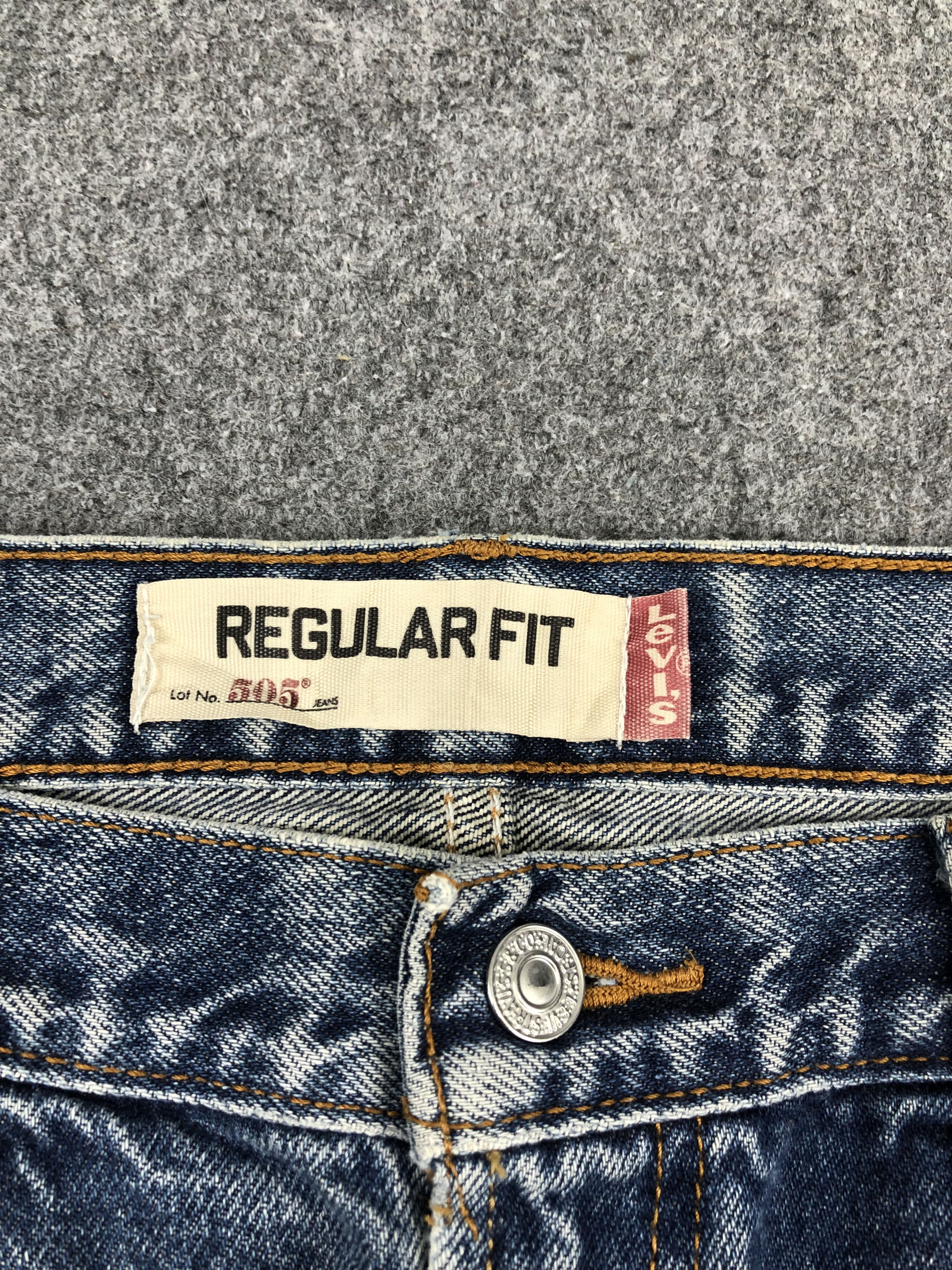 Levi's Faded Blue Vintage Levis 505 Jeans DP1402 Size US 37 - 9 Thumbnail