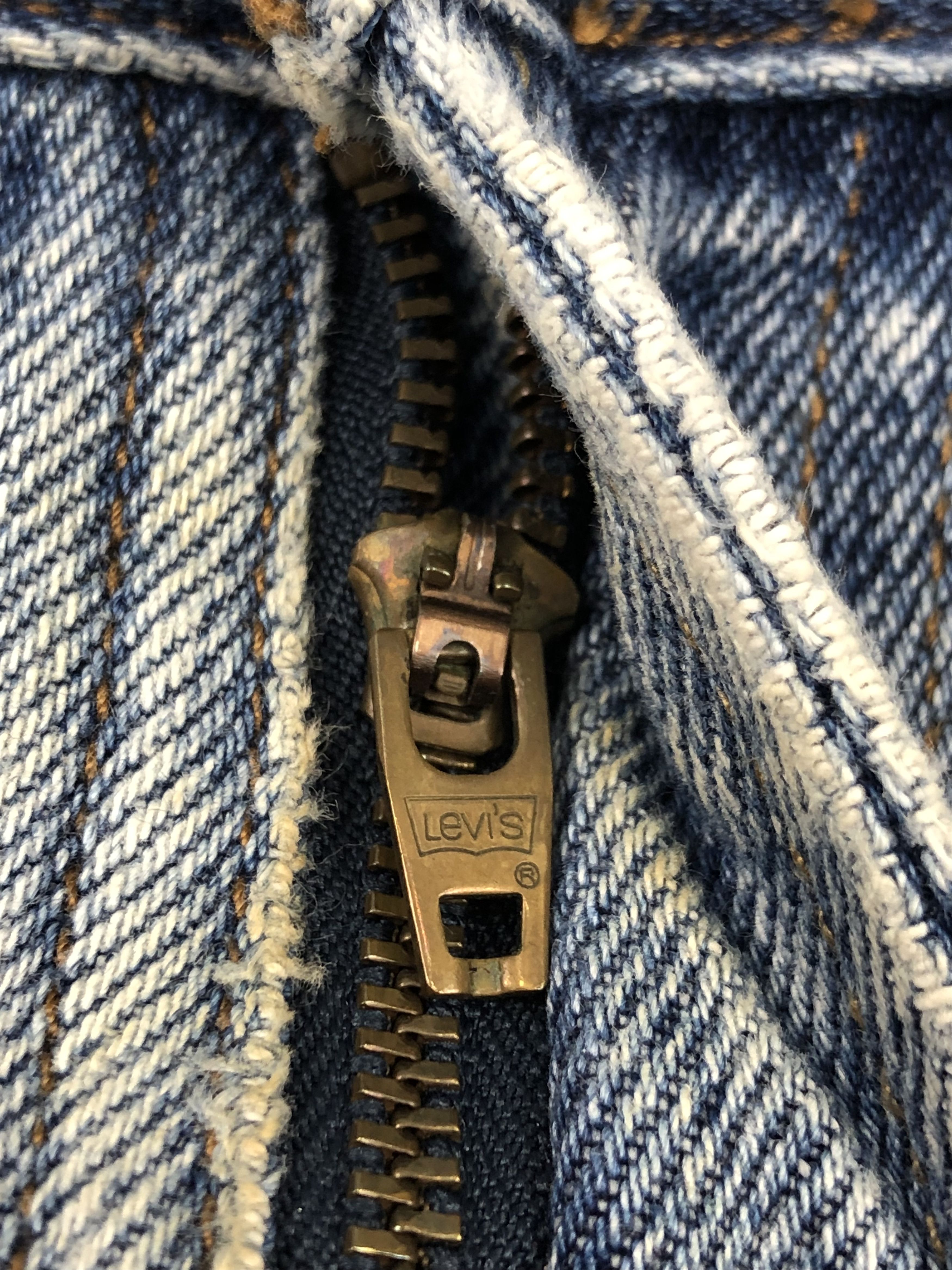 Levi's Vintage Levis 550 Light Wash Jeans DP1446 Size US 41 - 8 Thumbnail