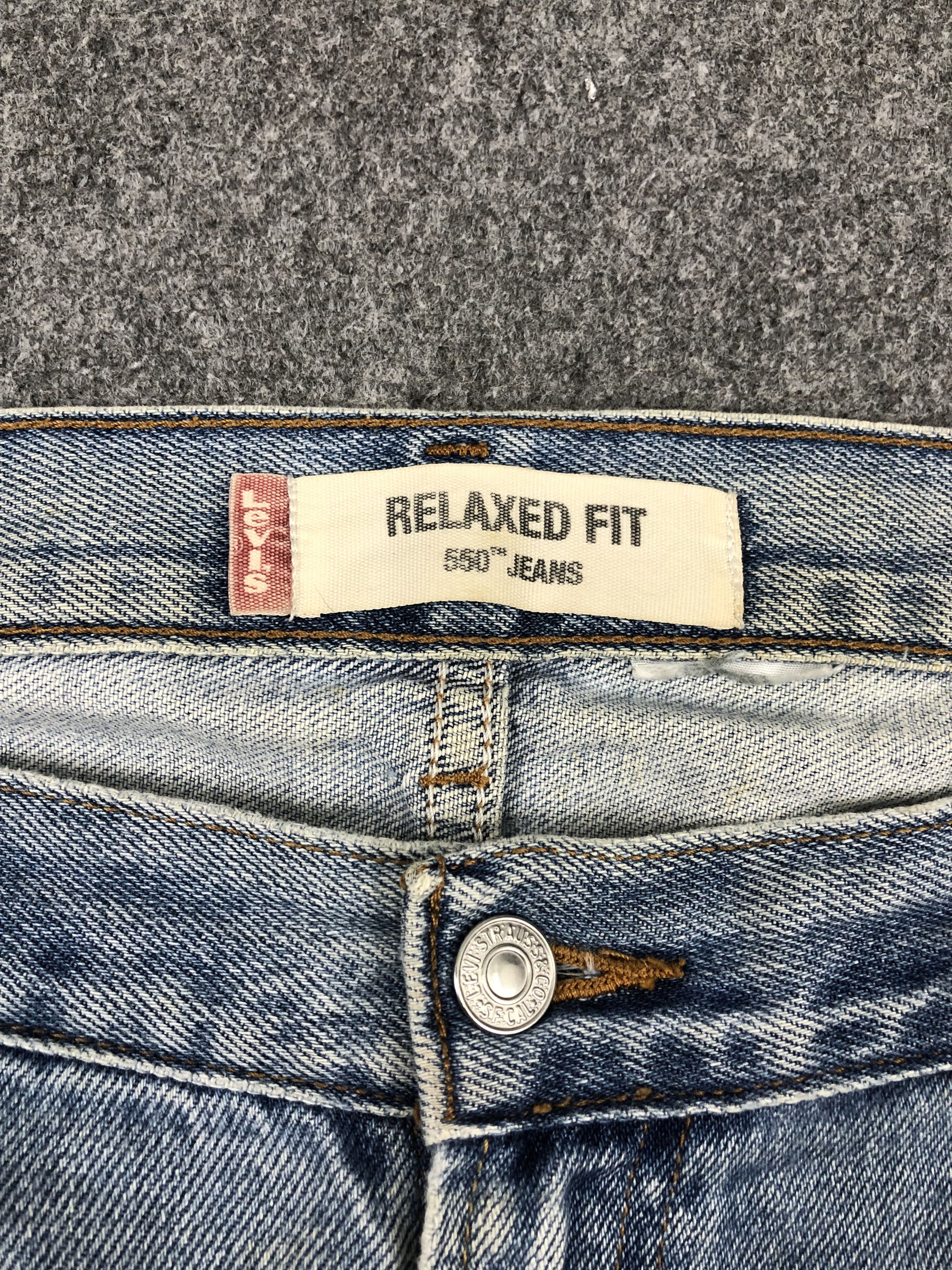 Levi's Vintage Levis 550 Light Wash Jeans DP1446 Size US 41 - 7 Thumbnail