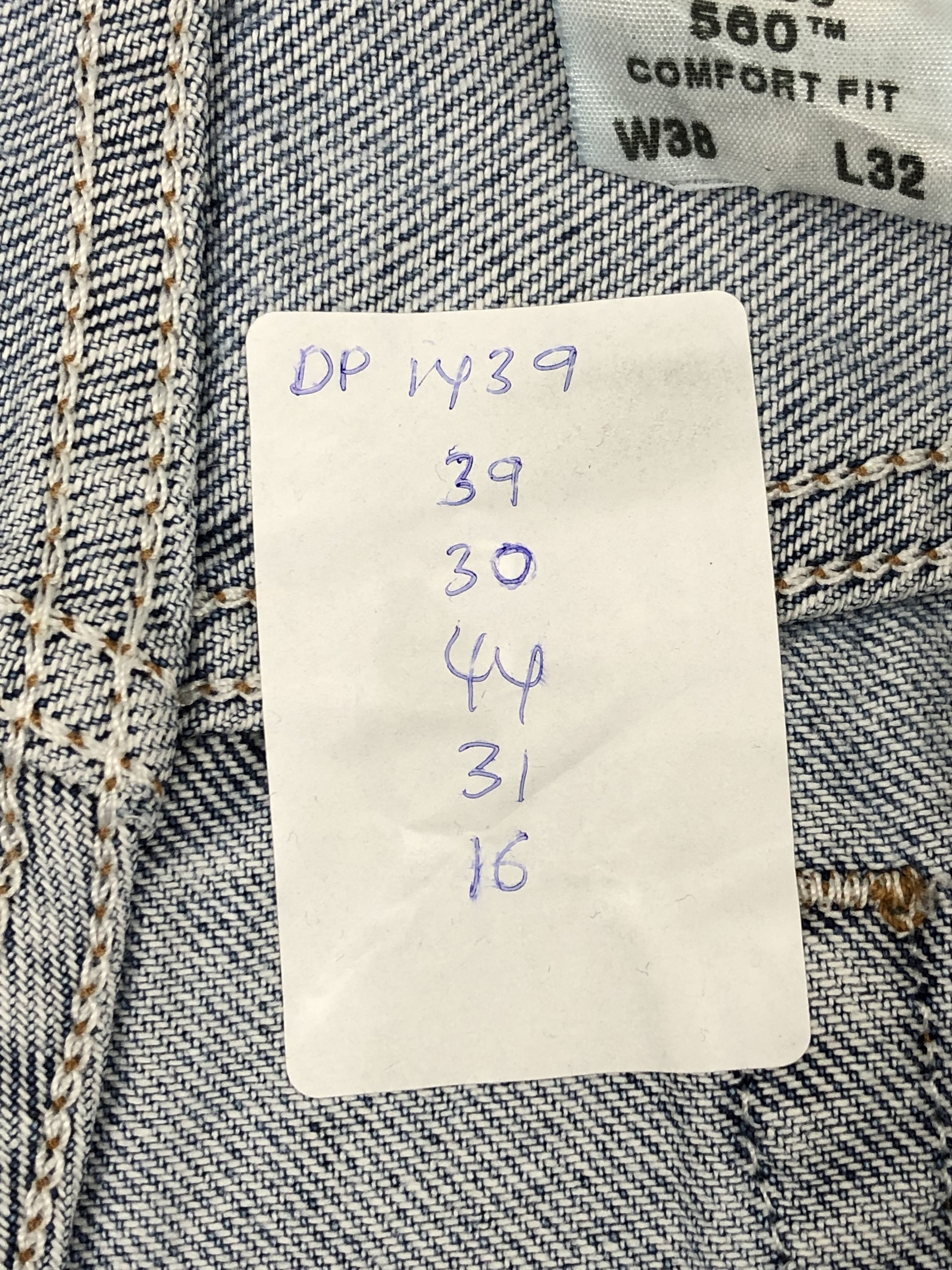 Levi's Light Wash Vintage Levis 560 Jeans DP1439 Size US 39 - 13 Thumbnail