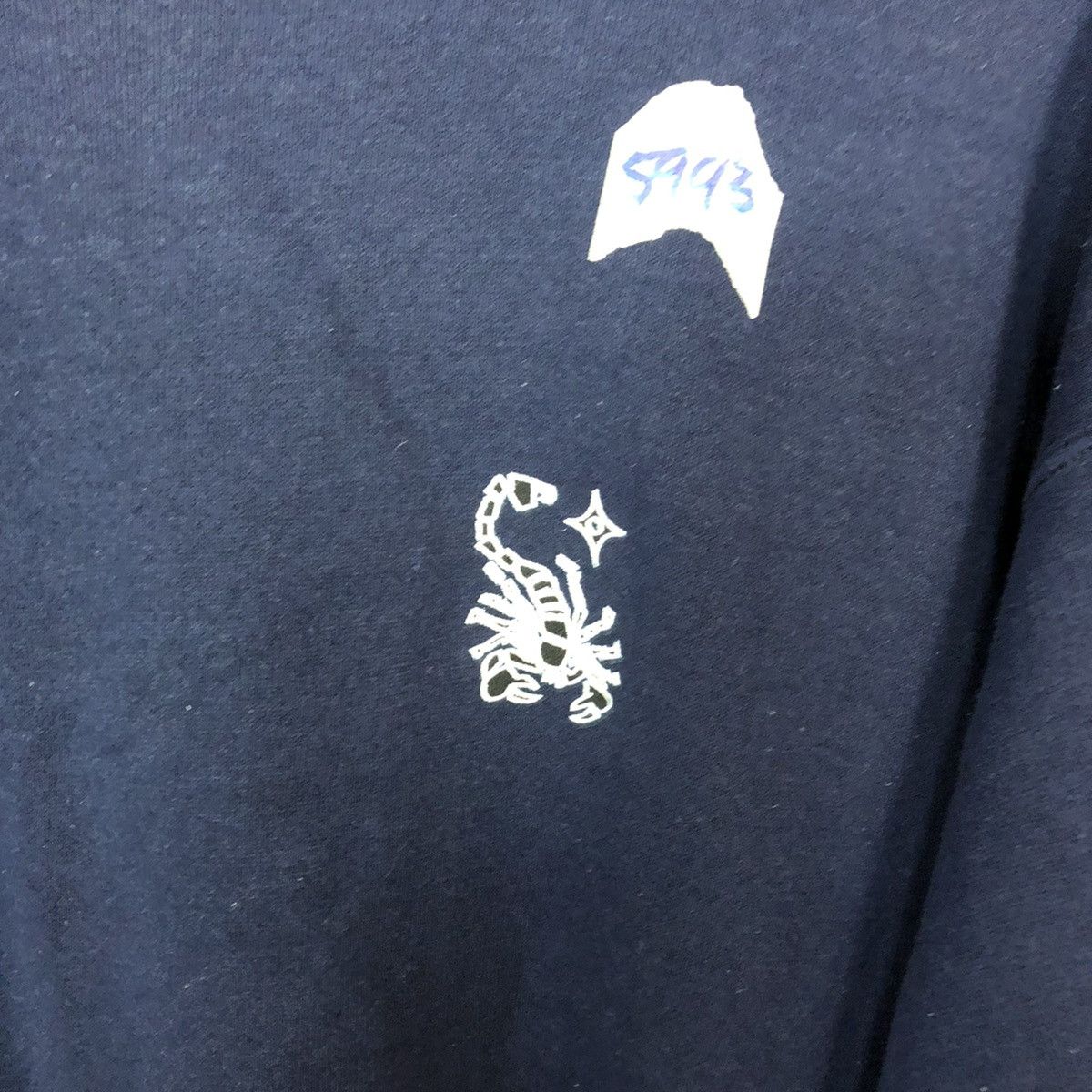 Vintage Scorpion vintage Dark blue Sweatshirt #5993 Size US L / EU 52-54 / 3 - 10 Thumbnail