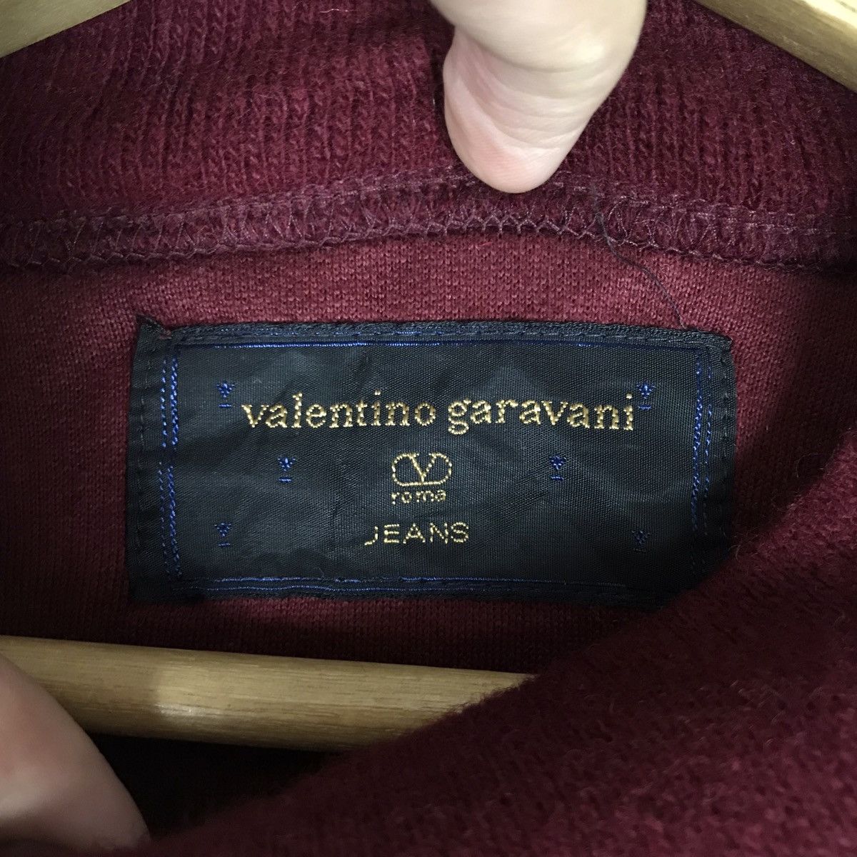Valentino Vintage 90s VALENTINO GARAVANI Fleece Sweatshirt Pullover Size US XL / EU 56 / 4 - 8 Thumbnail