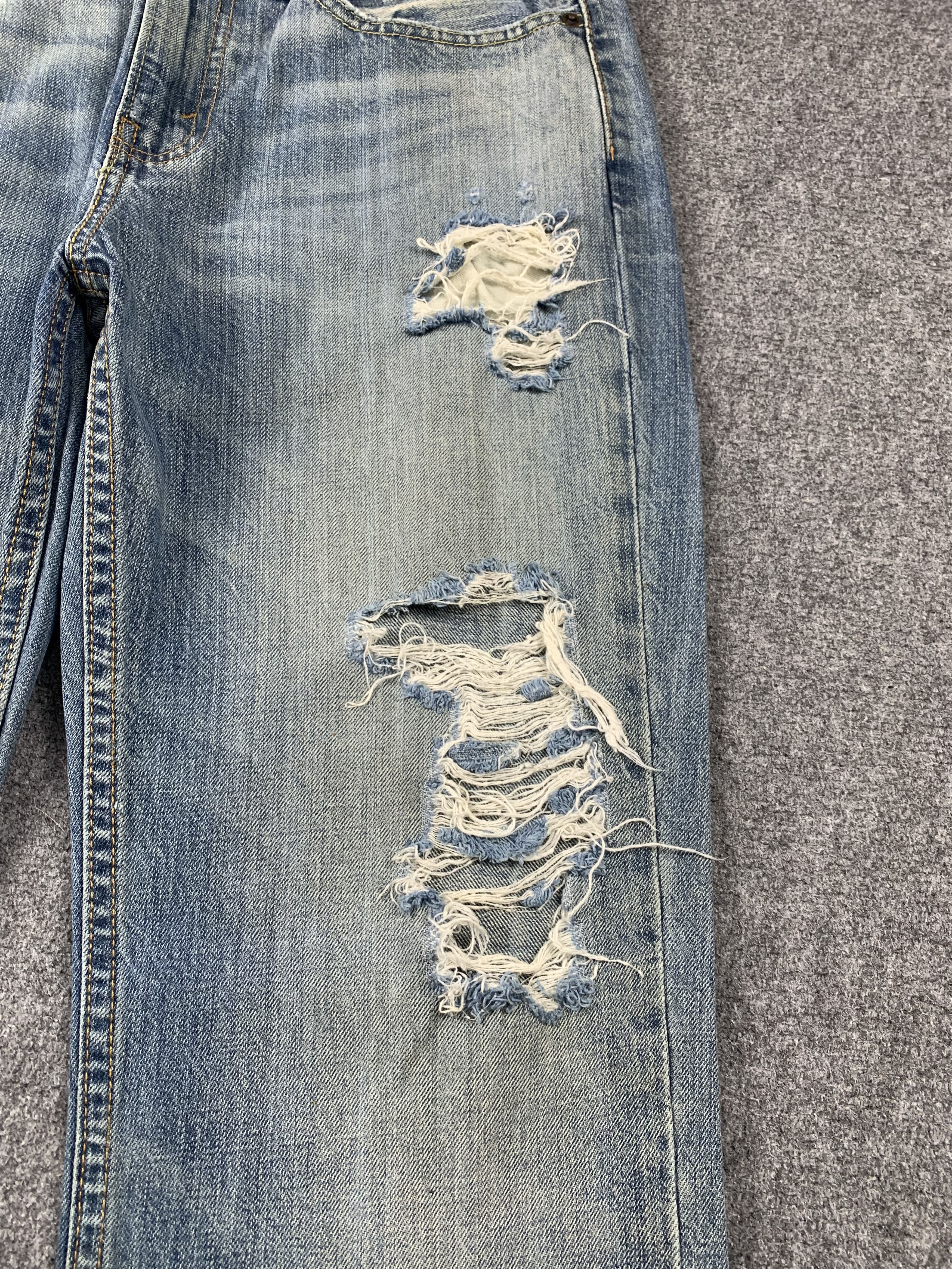 Levi's Vintage Distressed Levis 514 Faded Blue Jeans DP2021 Size US 32 / EU 48 - 11 Thumbnail