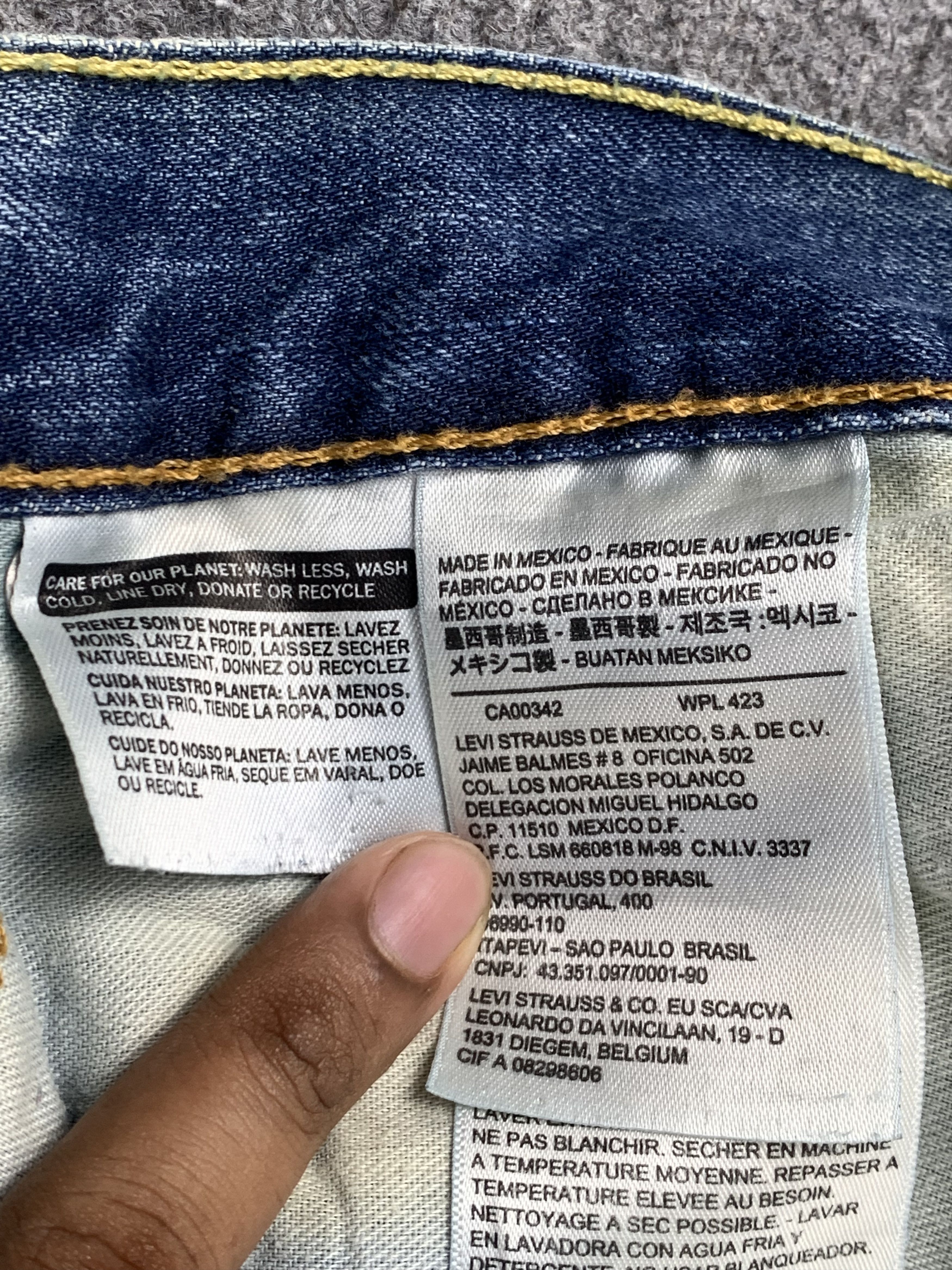 Levi's Vintage Distressed Levis 514 Faded Blue Jeans DP2021 Size US 32 / EU 48 - 7 Thumbnail