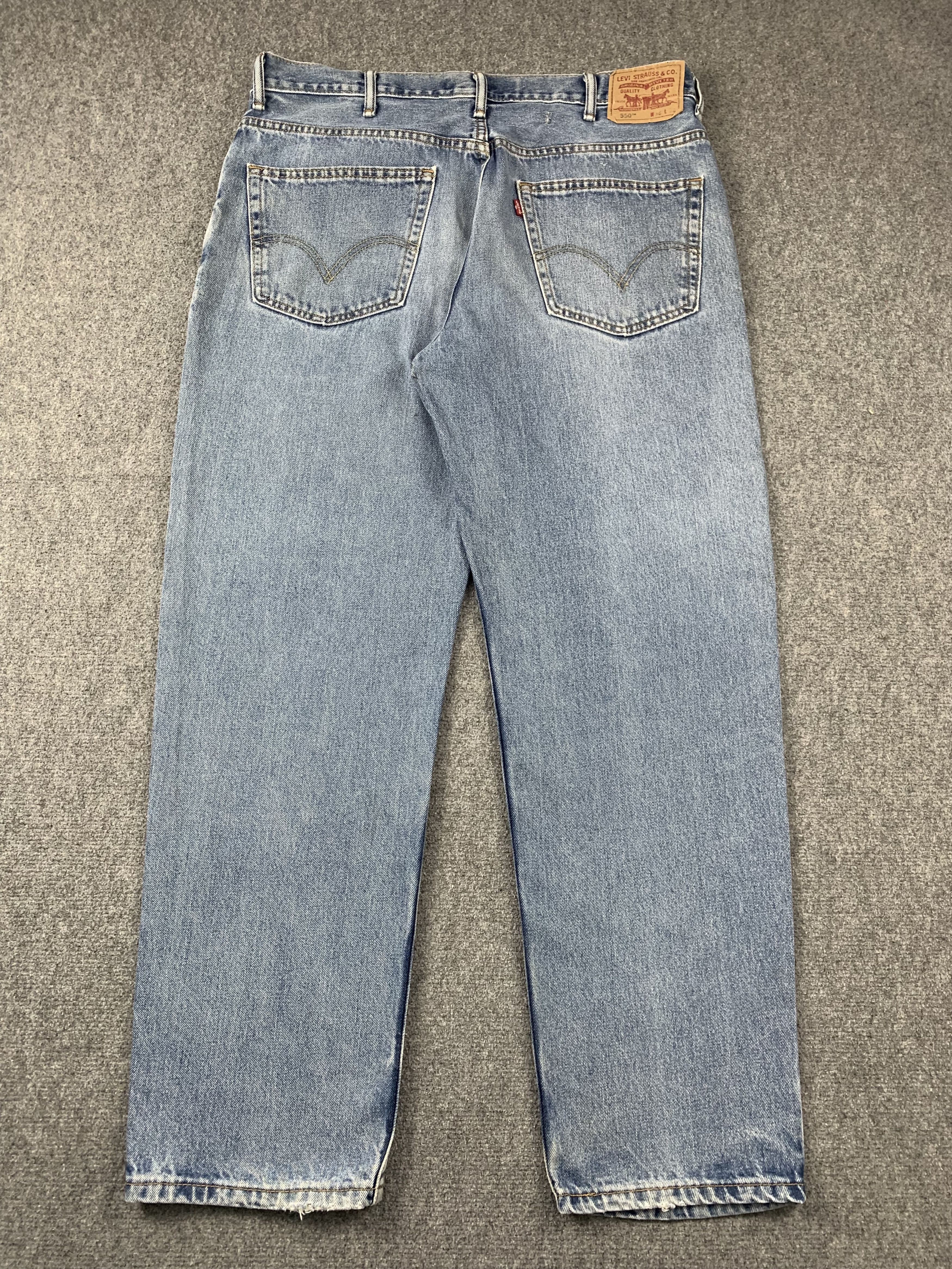 Levi's Vintage Levis 550 Faded Blue Jeans DP2023 Size US 37 - 2 Thumbnail