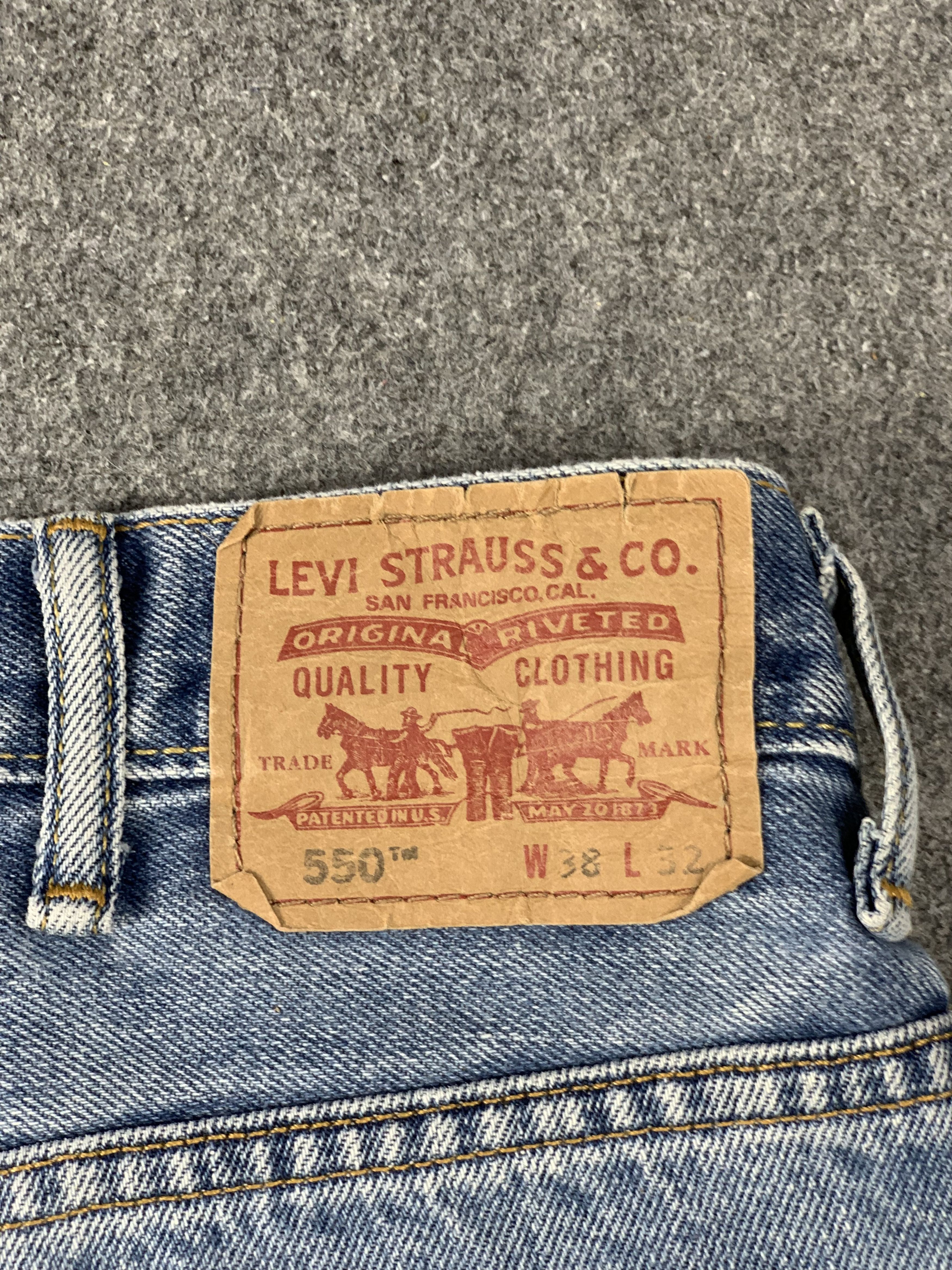 Levi's Vintage Levis 550 Faded Blue Jeans DP2023 Size US 37 - 3 Thumbnail