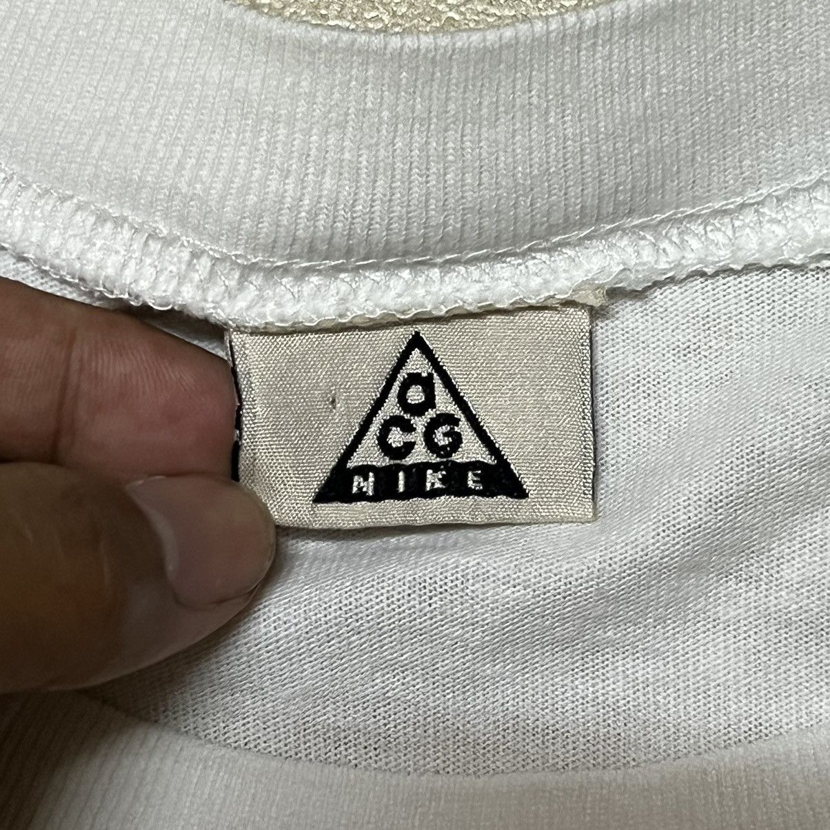 Nike ACG Nike ACG Big Logo T Shirt Size US M / EU 48-50 / 2 - 11 Thumbnail