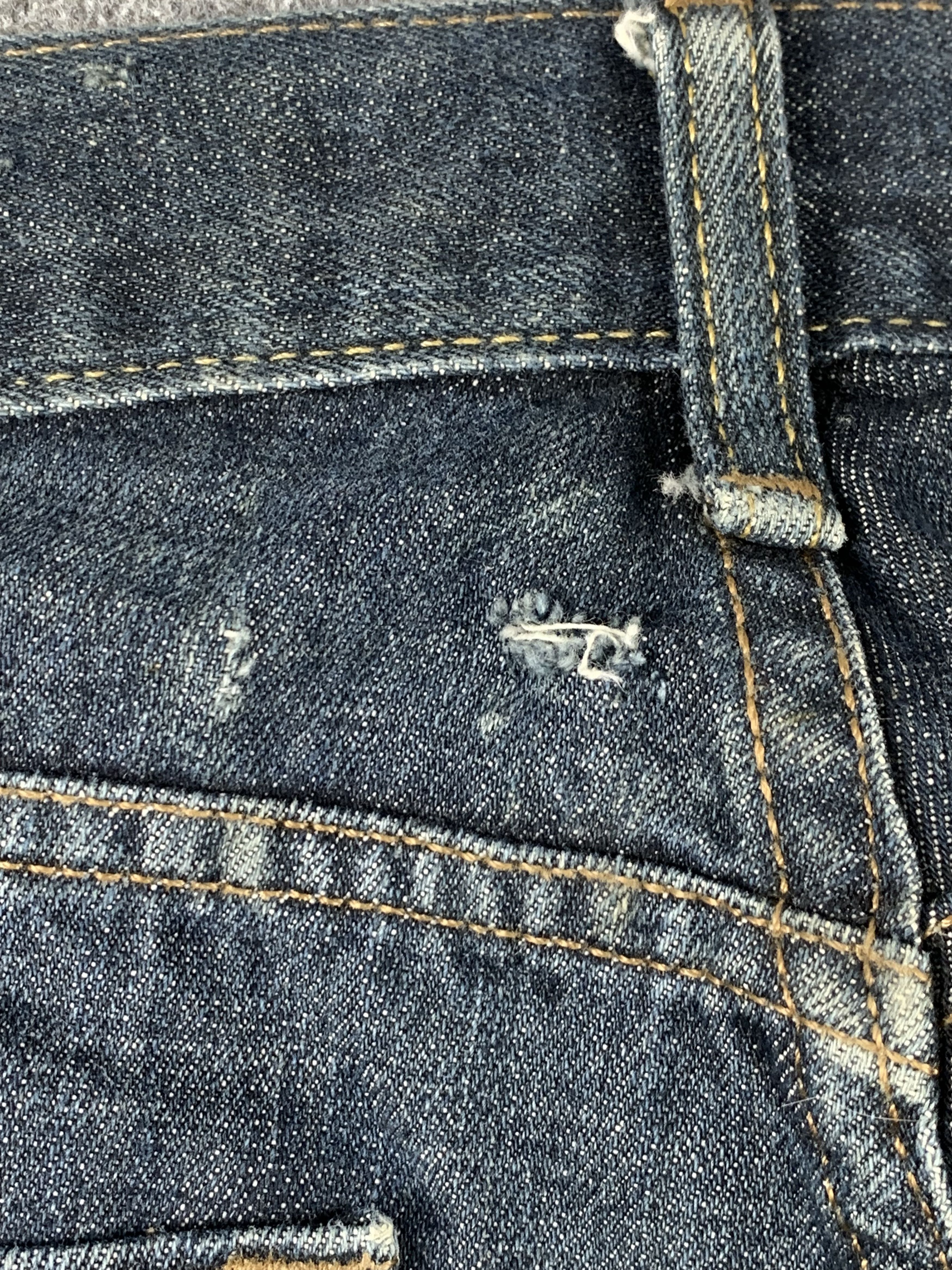 Levi's Vintage Levis 559 Light Blue Jeans DP2028 Size US 33 - 17 Thumbnail