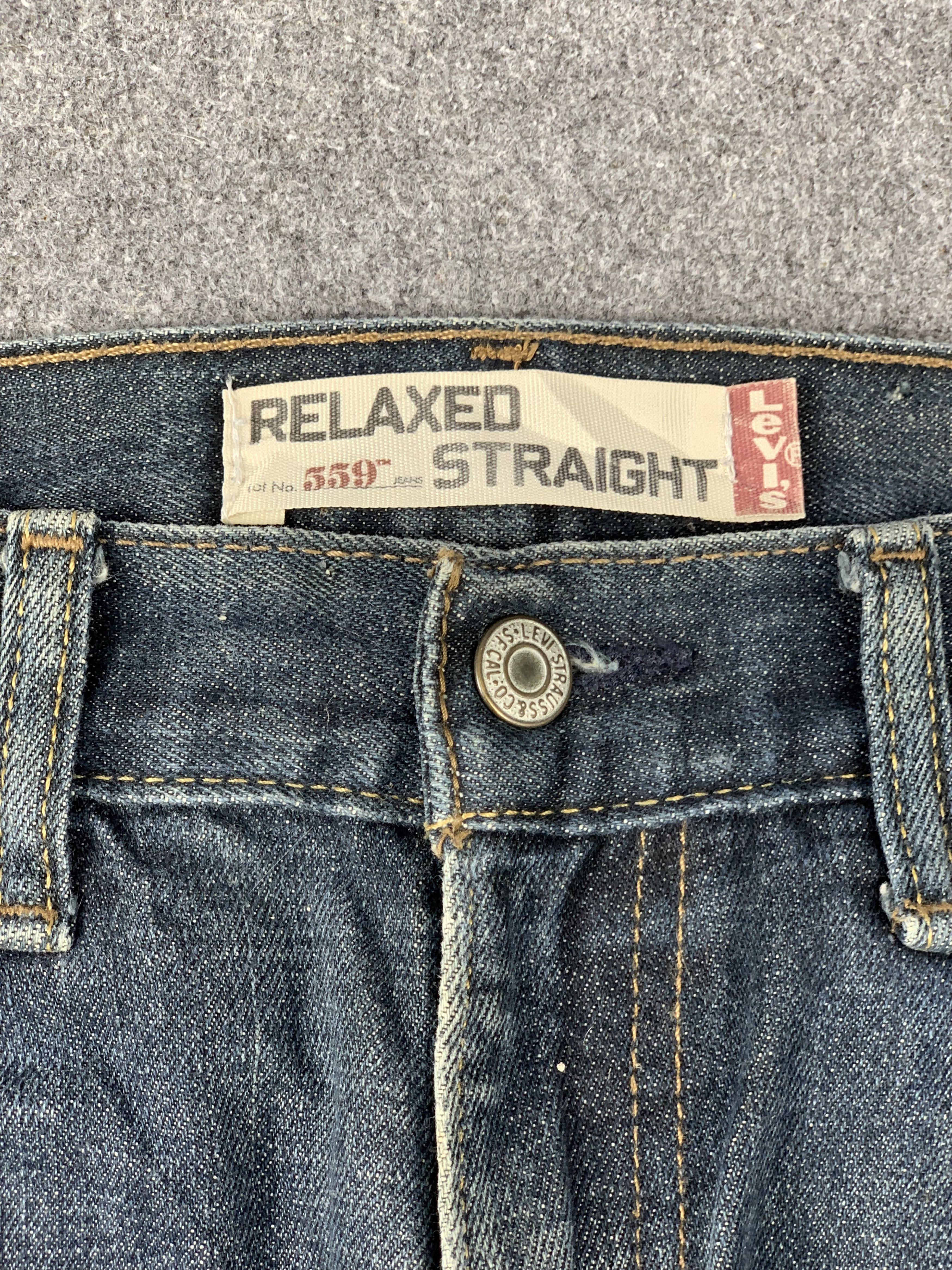 Levi's Vintage Levis 559 Light Blue Jeans DP2028 Size US 33 - 6 Thumbnail