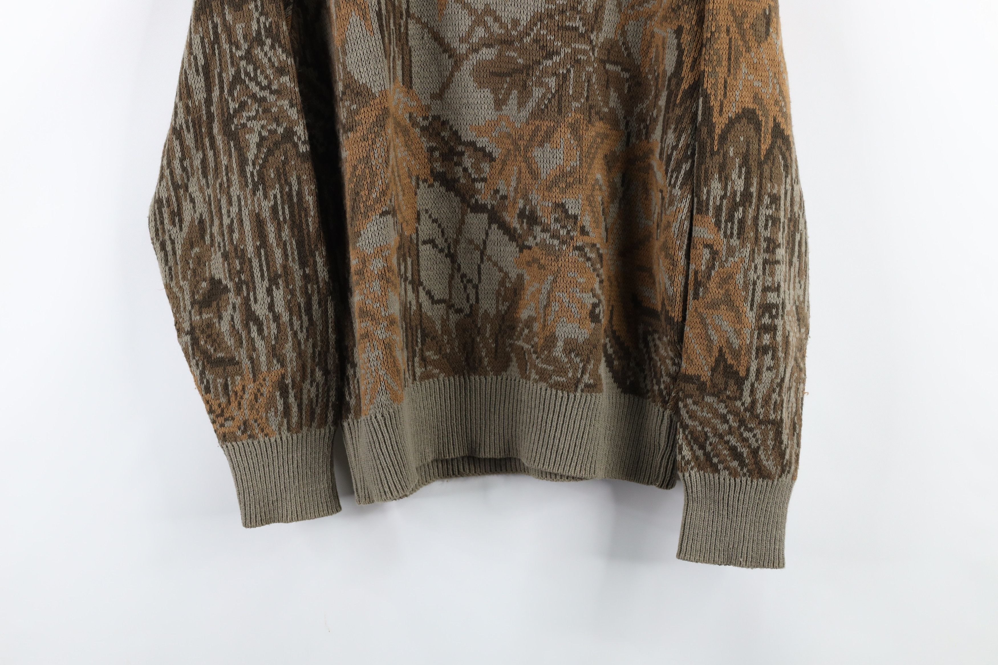Vintage Vintage 90s Streetwear Realtree Camouflage Henley Sweater Size US M / EU 48-50 / 2 - 3 Thumbnail