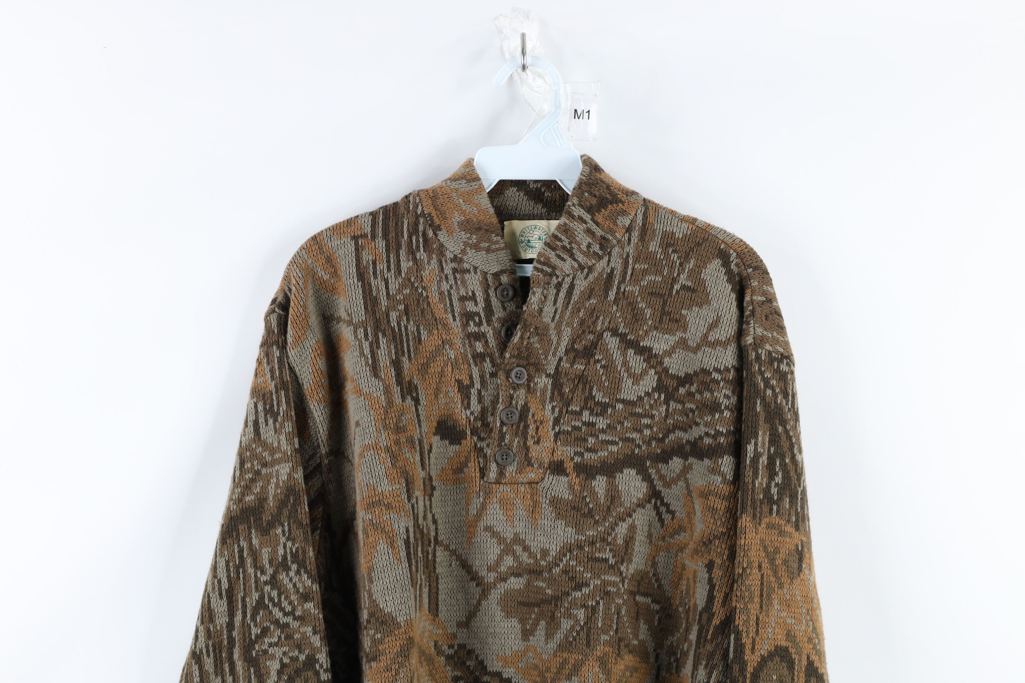 Vintage Vintage 90s Streetwear Realtree Camouflage Henley Sweater Size US M / EU 48-50 / 2 - 2 Preview
