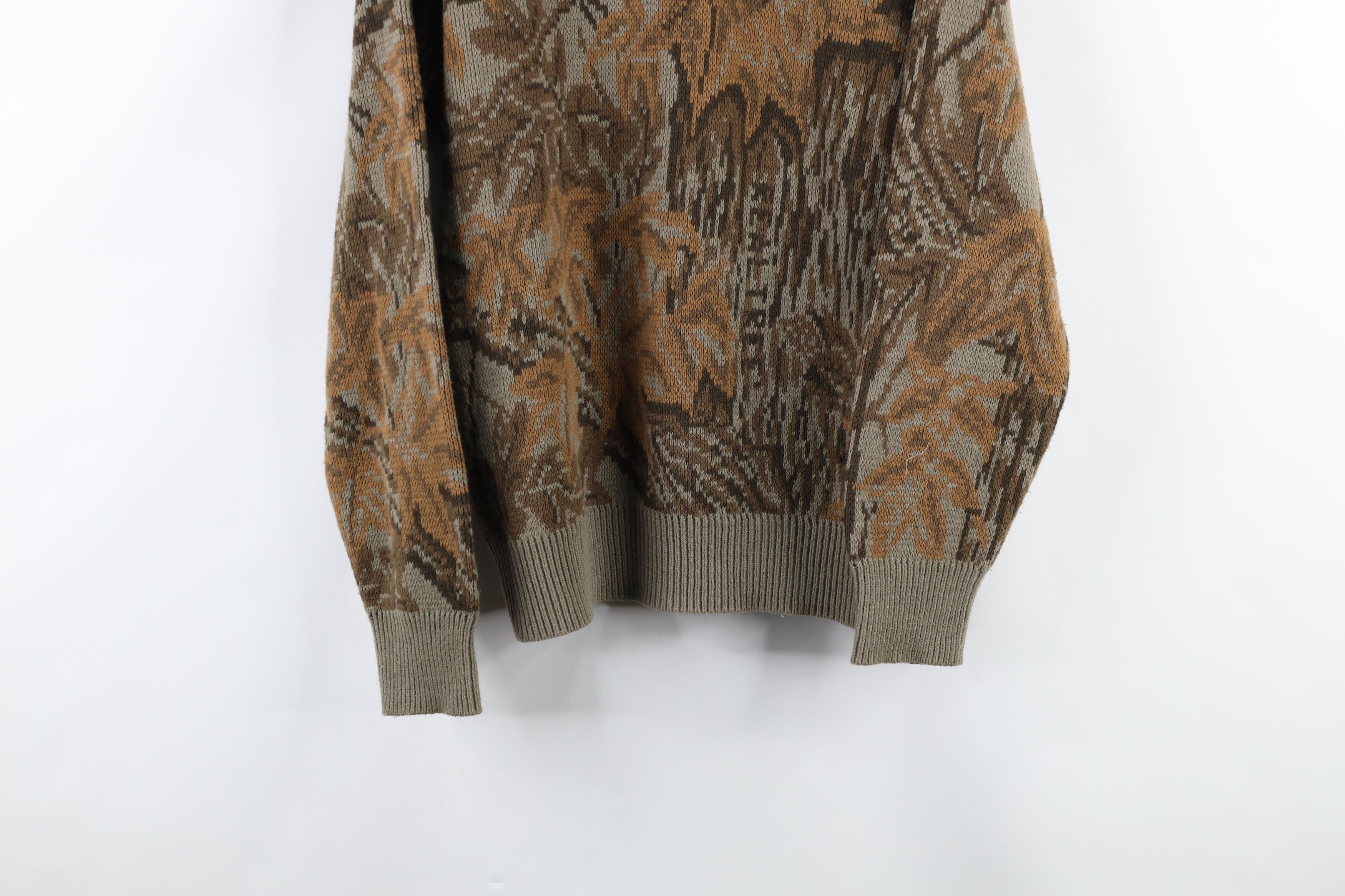Vintage Vintage 90s Streetwear Realtree Camouflage Henley Sweater Size US M / EU 48-50 / 2 - 7 Preview