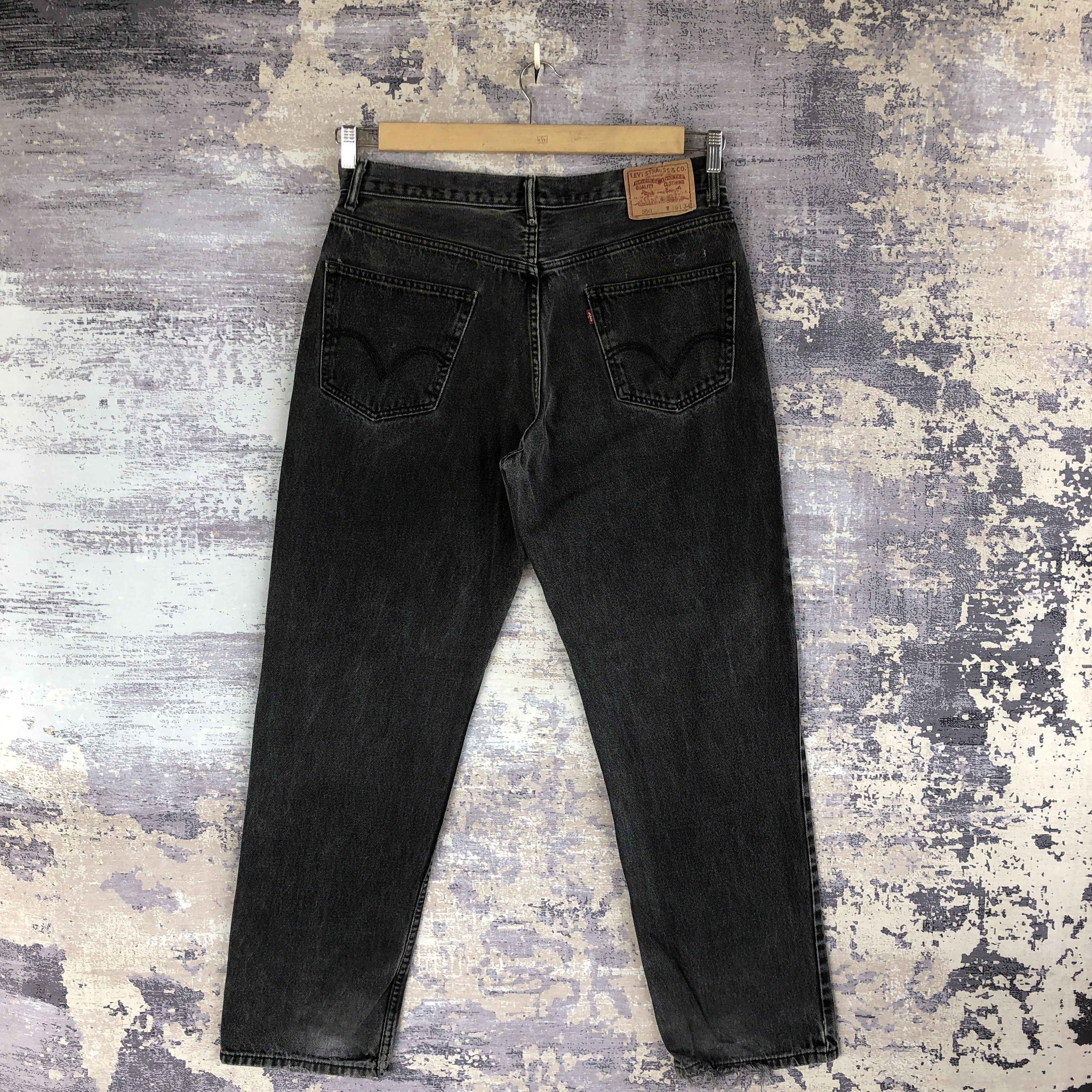 Jean Vintage Levi's Faded Black Baggy Jeans Levis 550 Denim Size US 34 / EU 50 - 2 Thumbnail