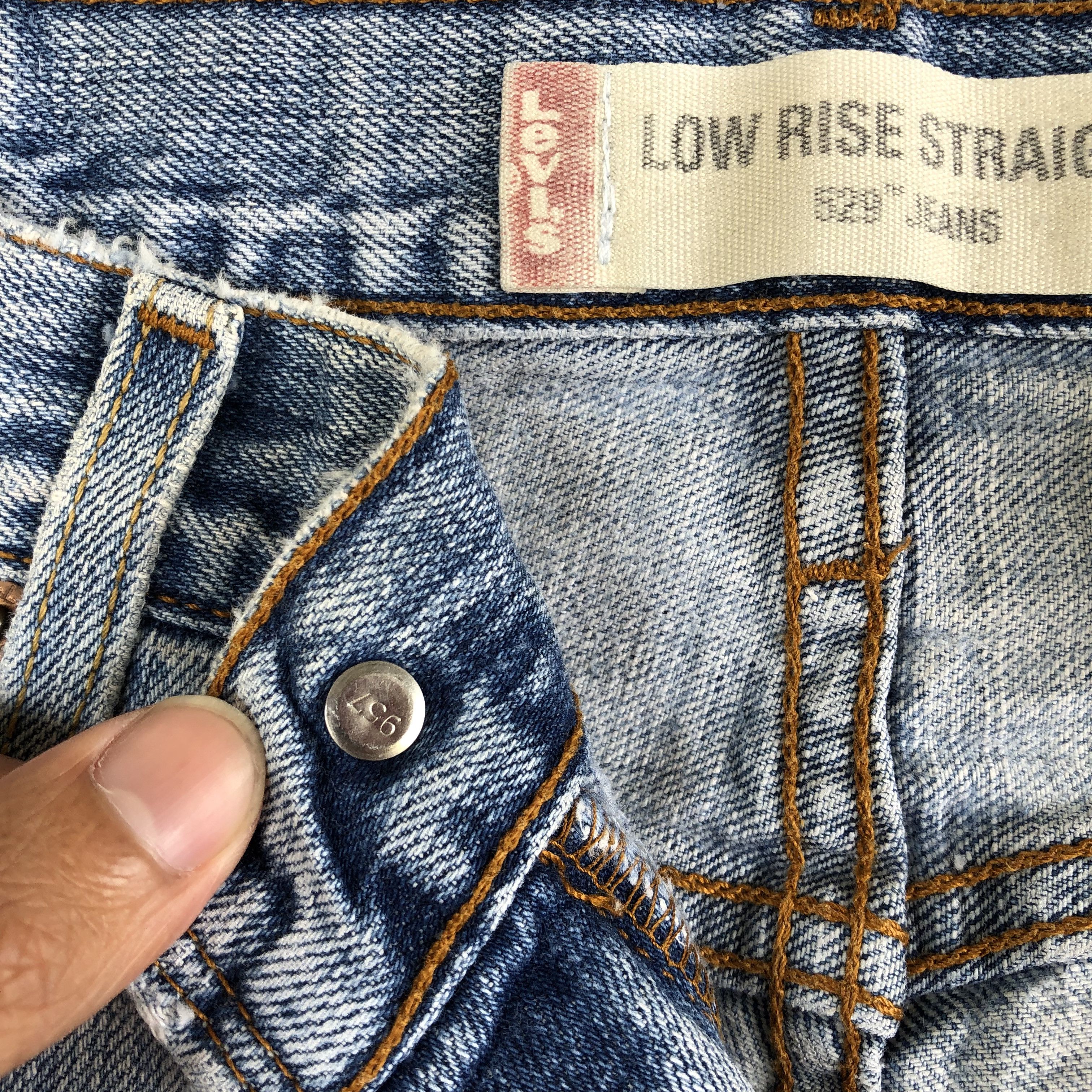 Jean × Levi's Levis Distressed Sun Faded Jenas Levis Light Wash Denim Size US 32 / EU 48 - 7 Thumbnail