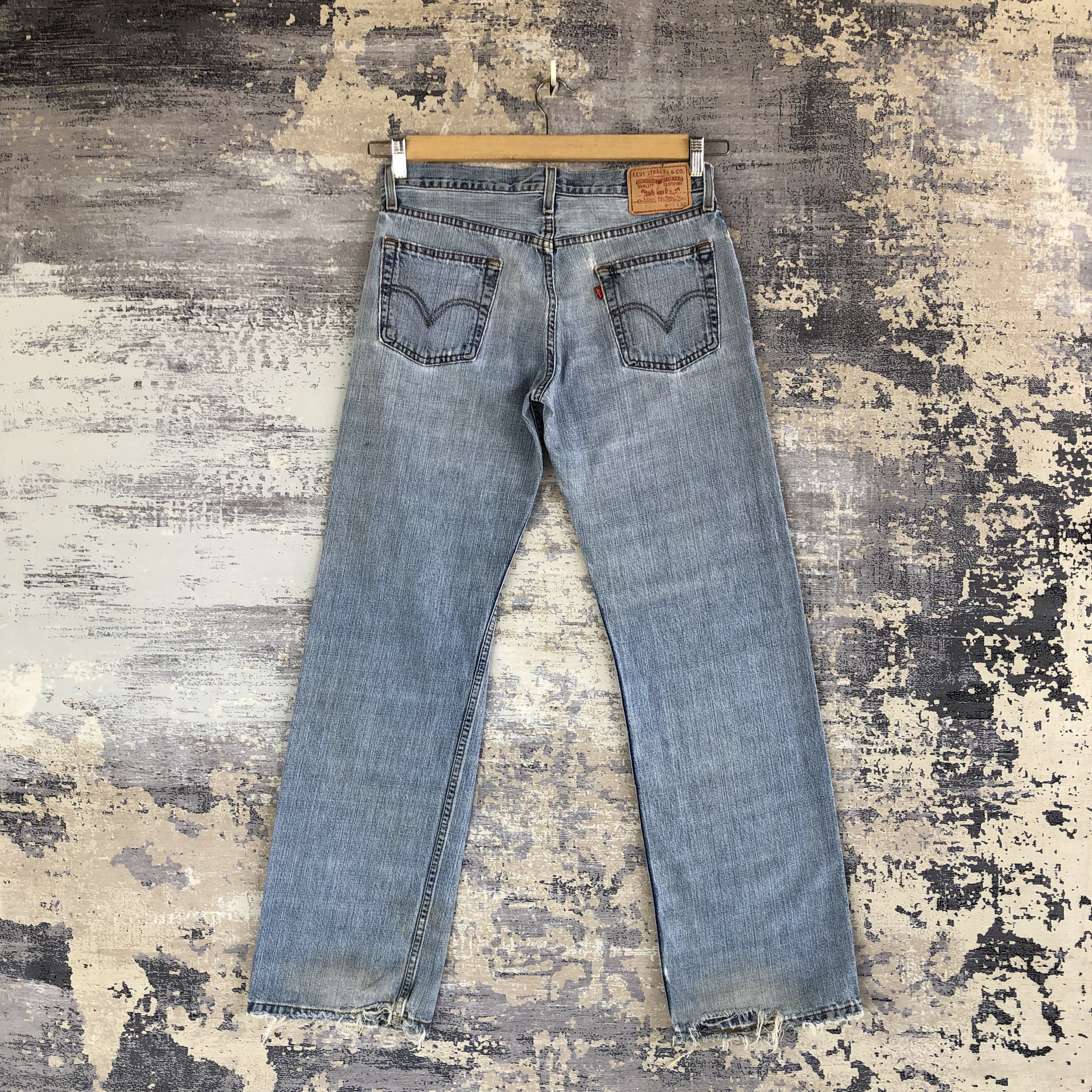 Jean × Levi's Levis Distressed Sun Faded Jenas Levis Light Wash Denim Size US 32 / EU 48 - 2 Thumbnail