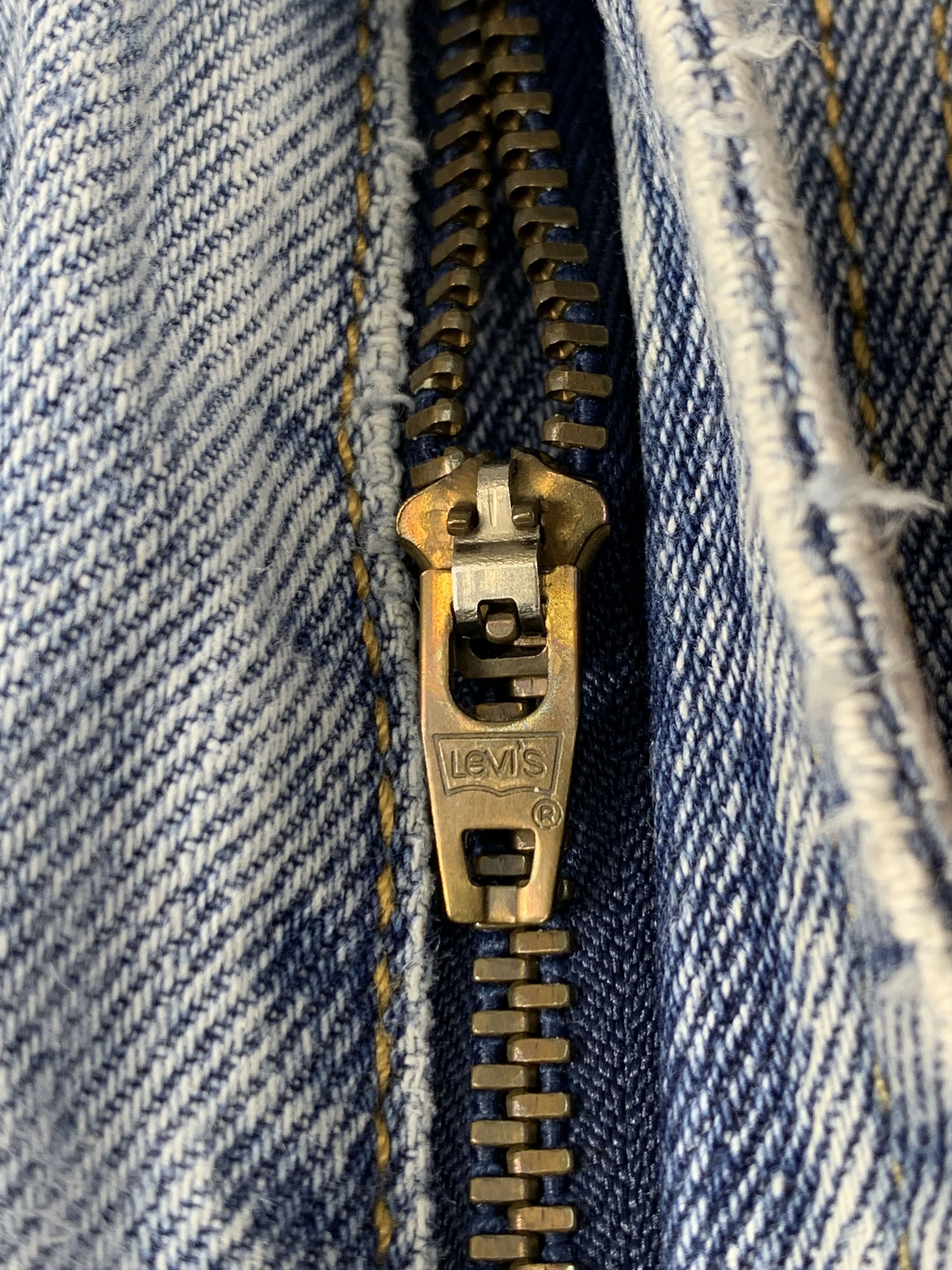 Levi's Vintage Levis 505 Faded Blue Jeans DP2131 Size US 33 - 12 Thumbnail