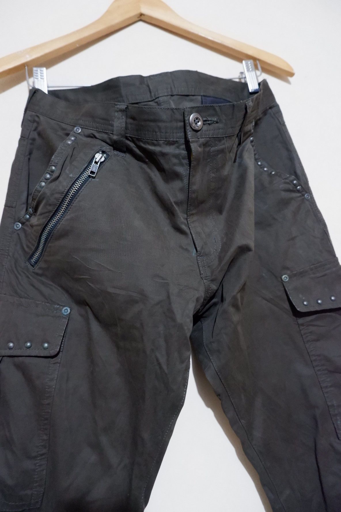 Le Grande Bleu (L.G.B.) Difference by Rupert Studded cargo pants Size US 31 - 4 Thumbnail